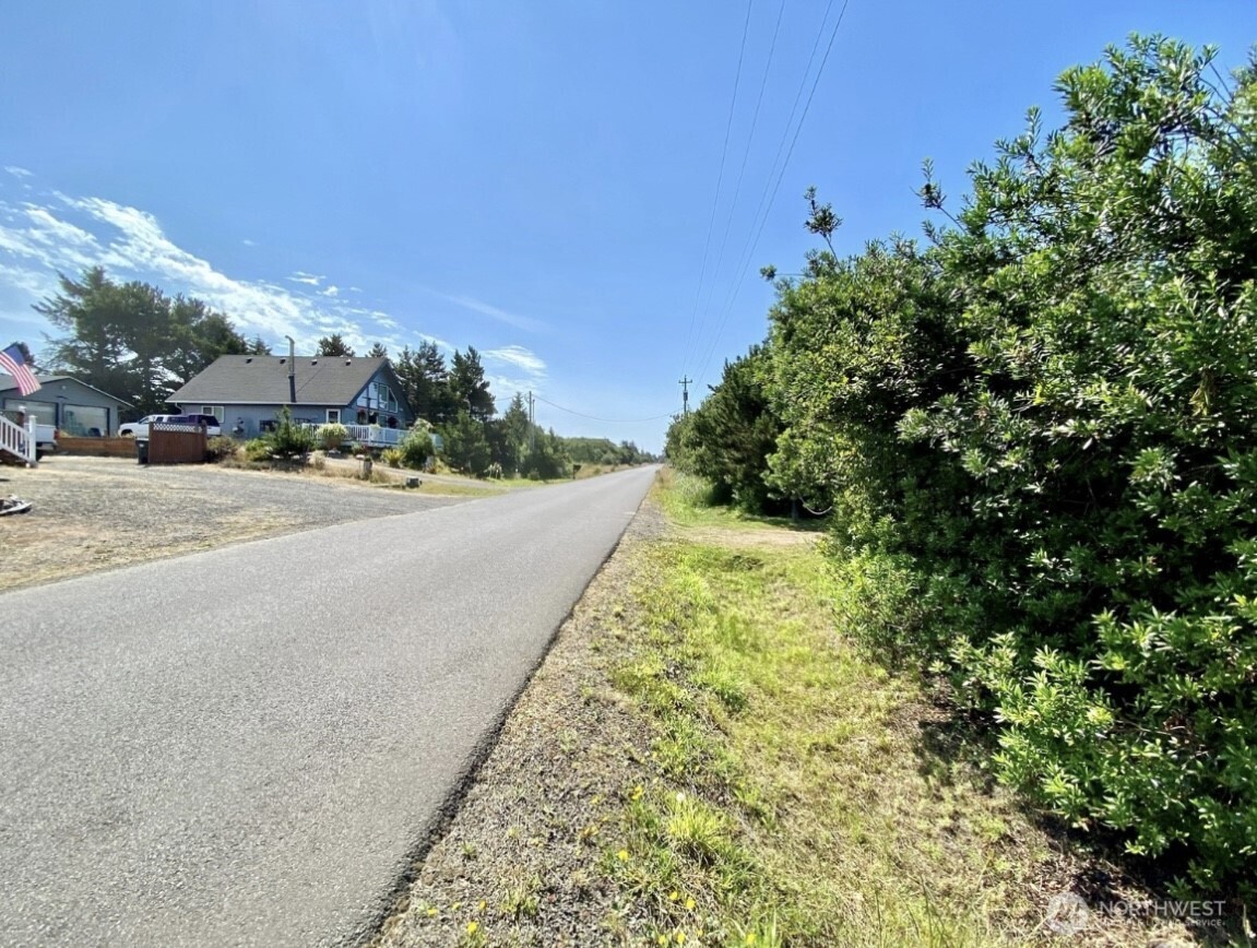 525 Sand Dune Avenue Property Photo 12