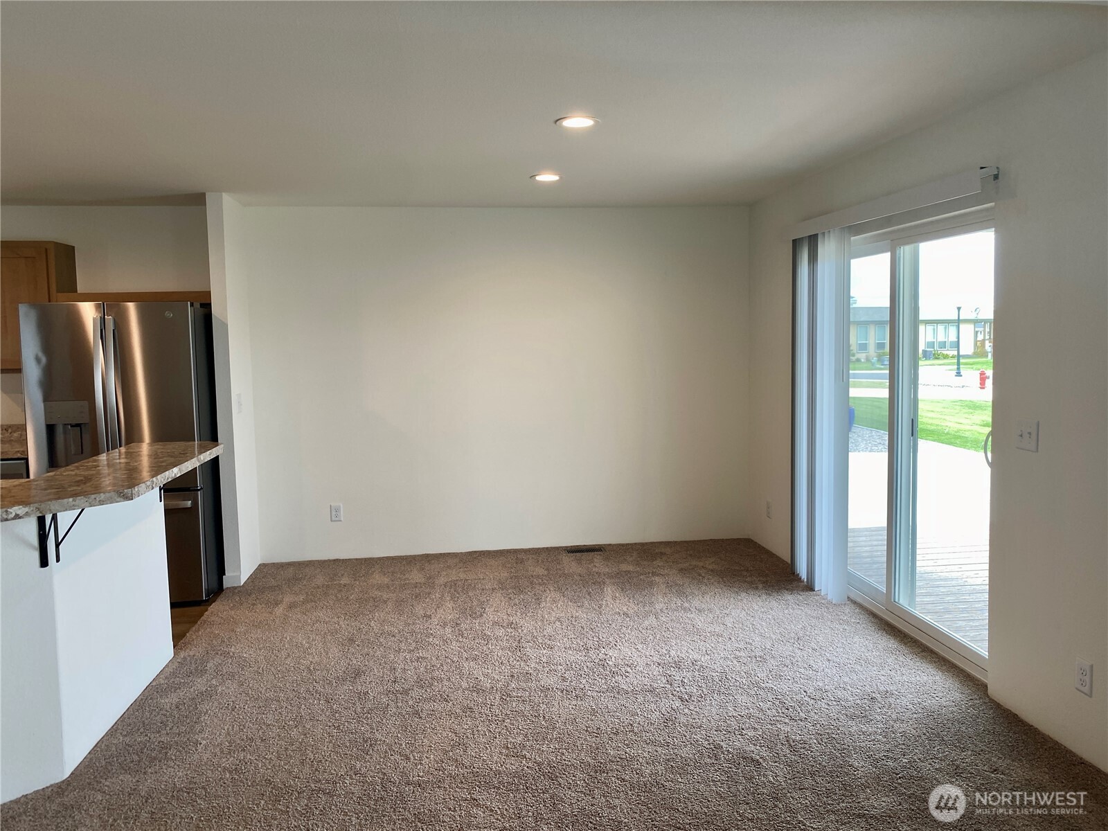 1701 E Burr Avenue Ct 51 Property Photo 10