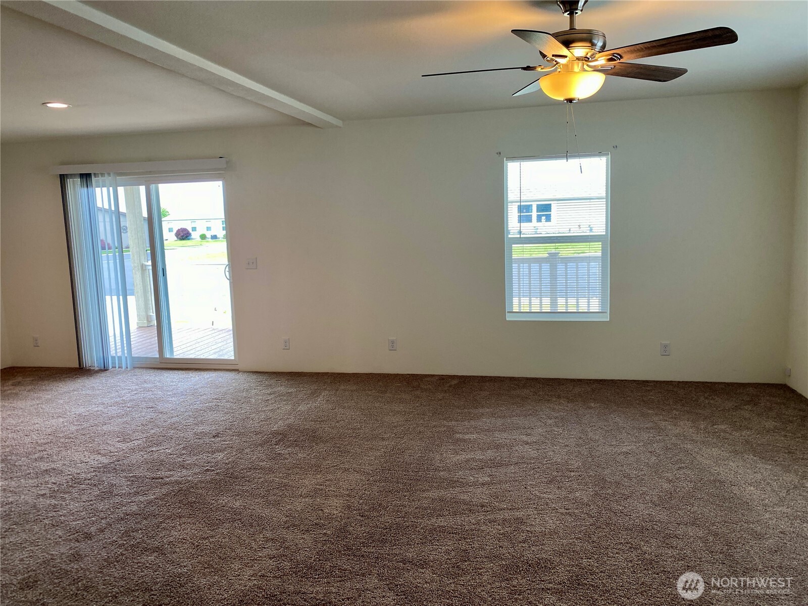 1701 E Burr Avenue Ct 51 Property Photo 12