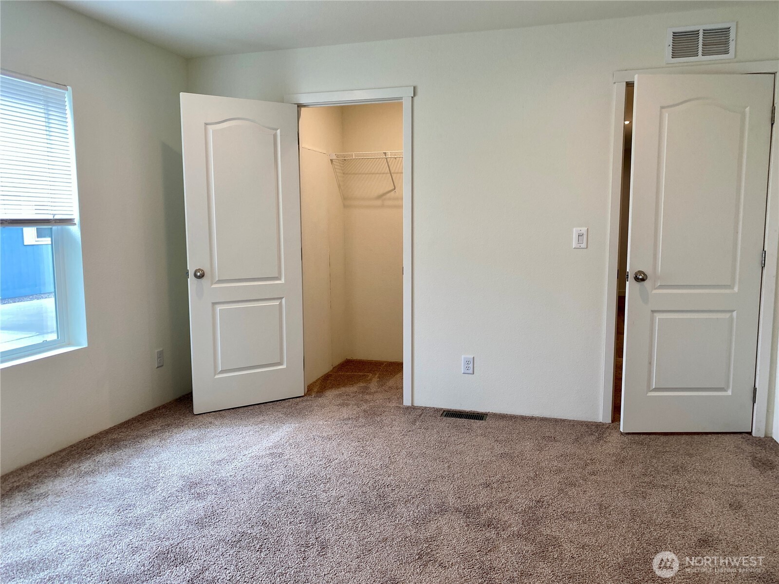 1701 E Burr Avenue Ct 51 Property Photo 29