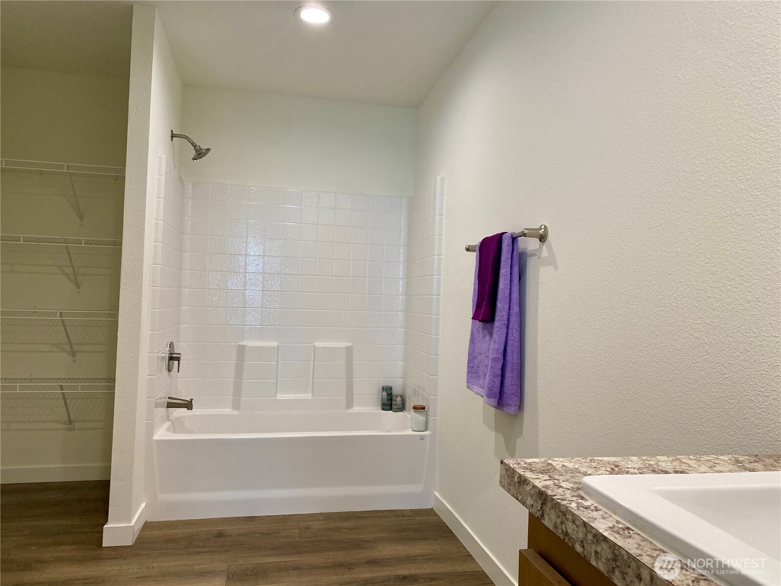 1701 E Burr Avenue Ct 51 Property Photo 30
