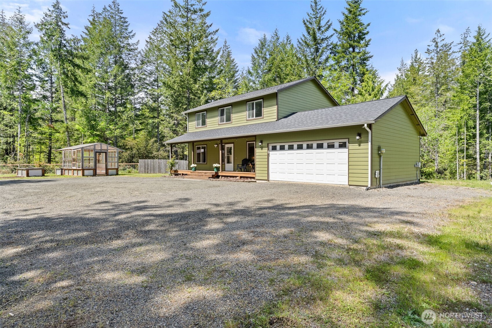 401 E Sunset Ridge Road Property Photo 3