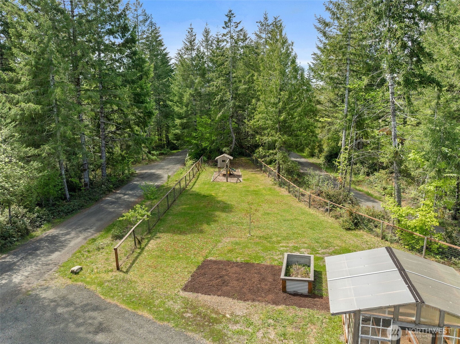 401 E Sunset Ridge Road Property Photo 6