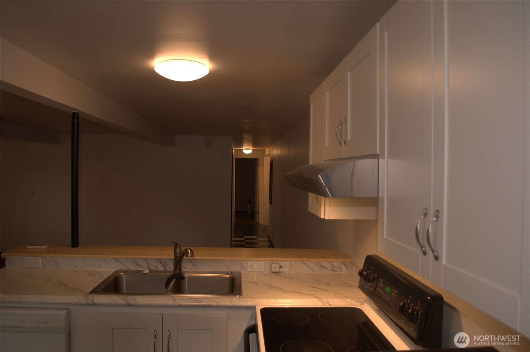 7136 Portal Way Property Photo 10