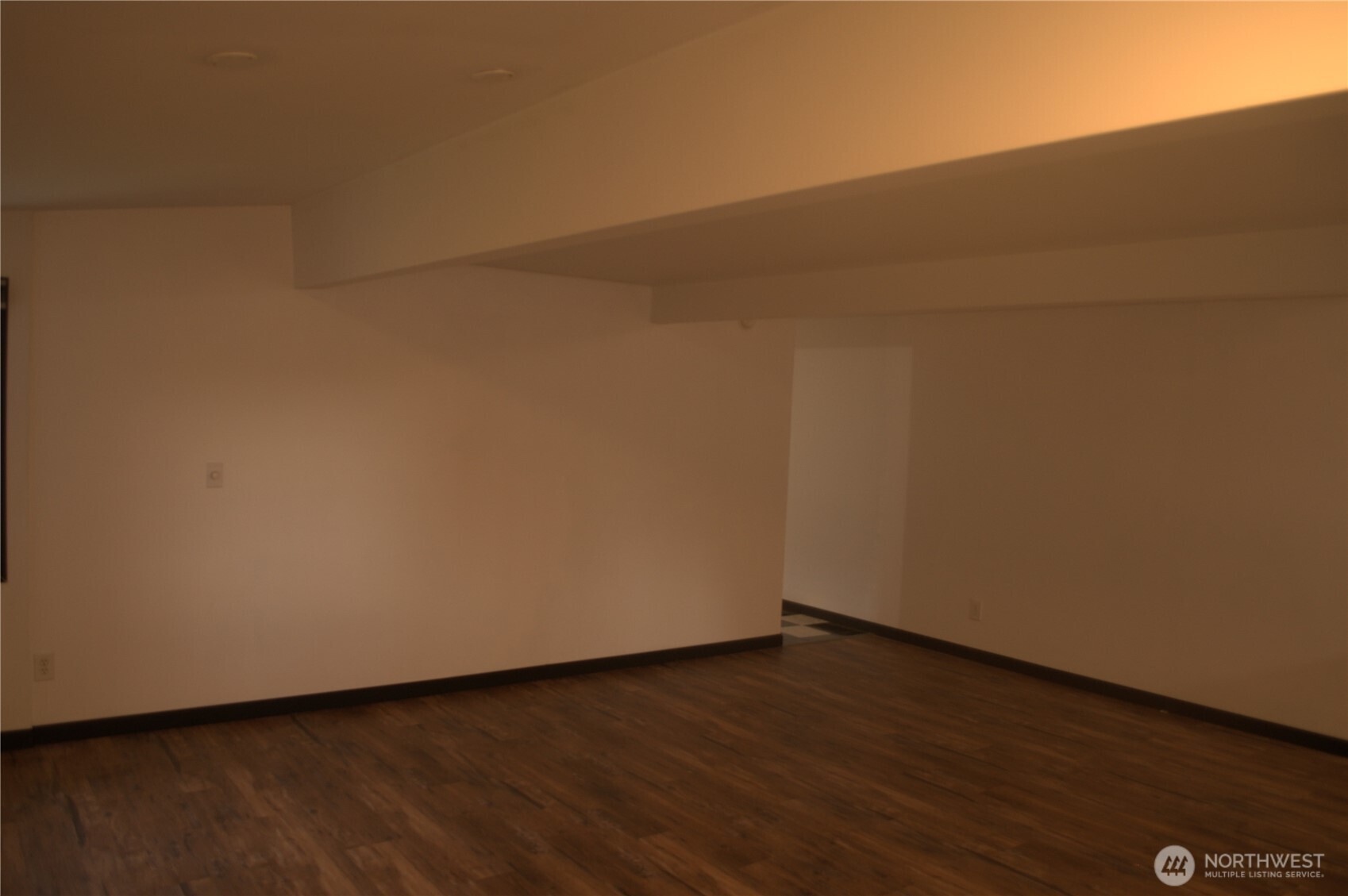 7136 Portal Way Property Photo 32