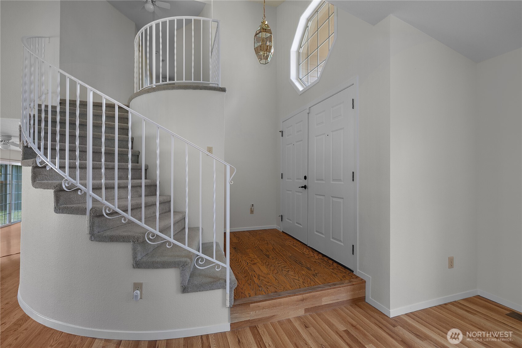 20711 1st Avenue Property Photo 6