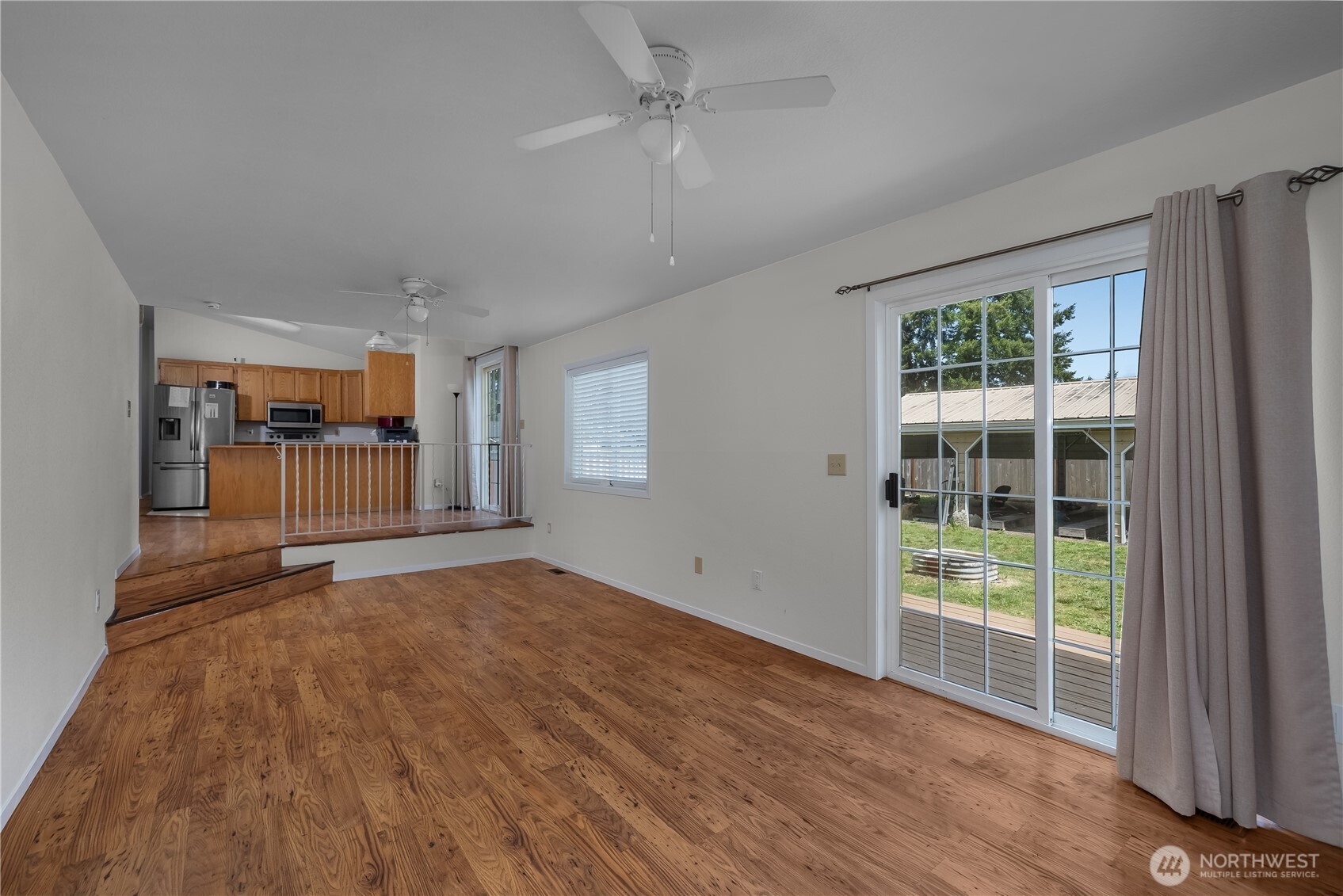 20711 1st Avenue Property Photo 14