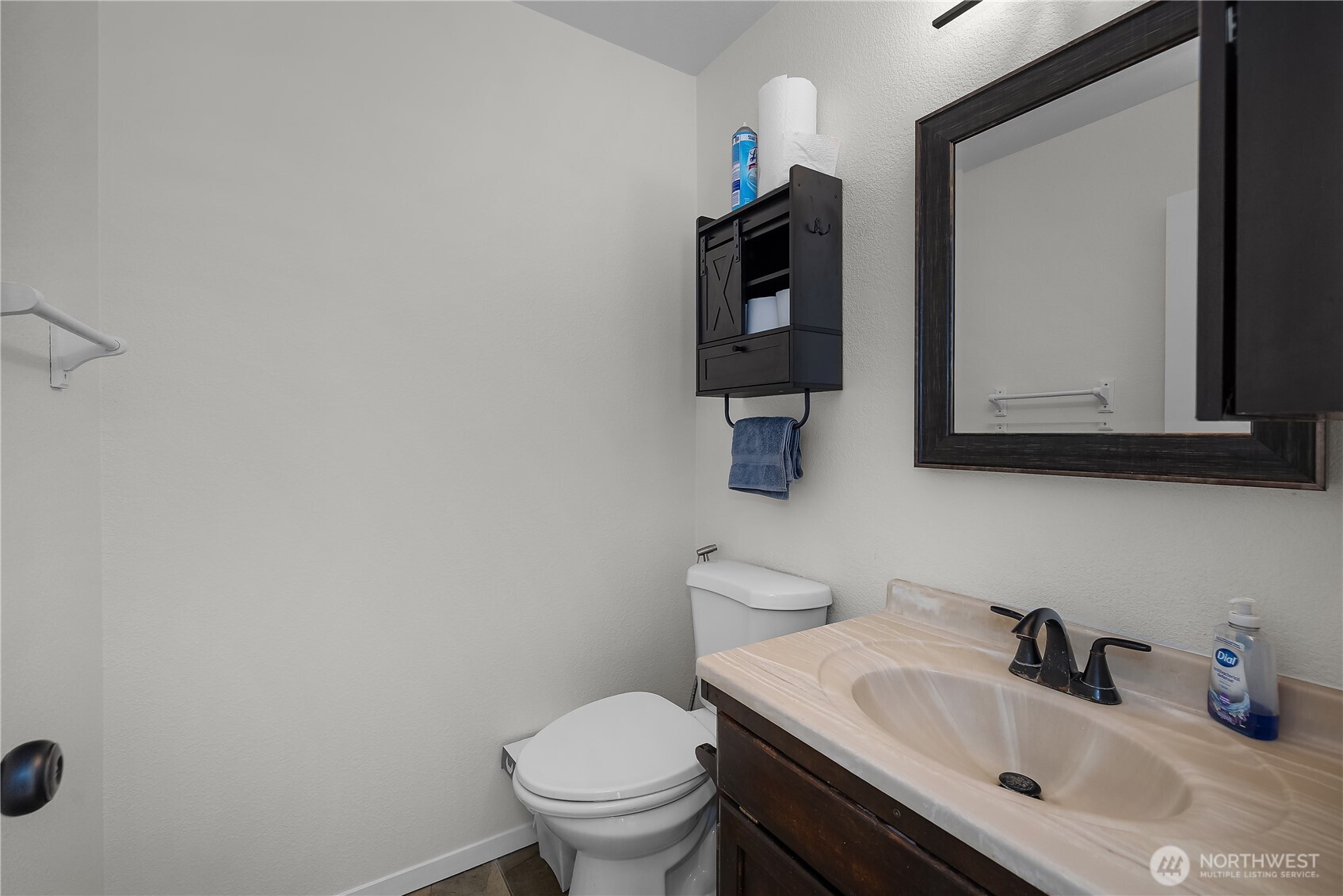 20711 1st Avenue Property Photo 16