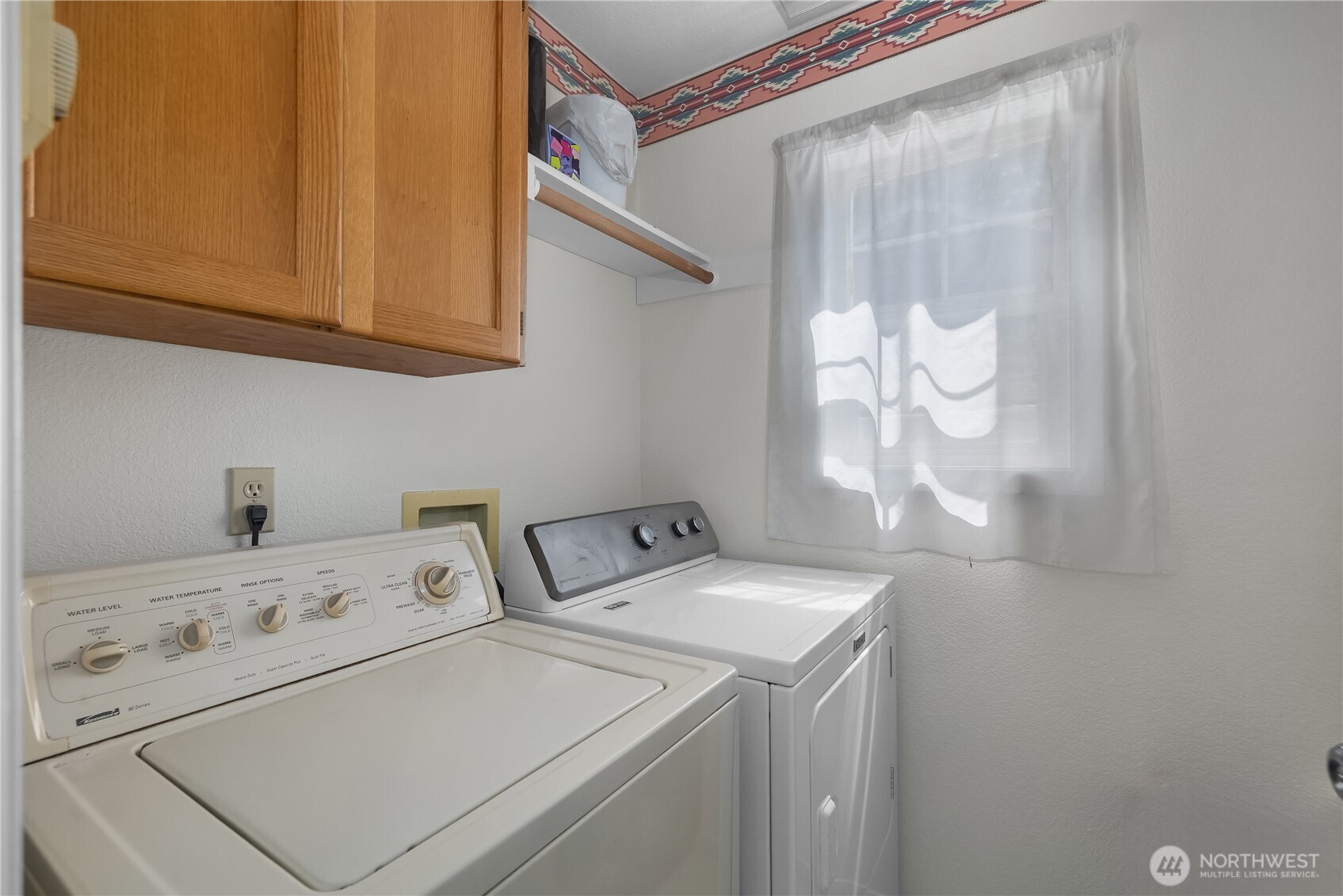 20711 1st Avenue Property Photo 17