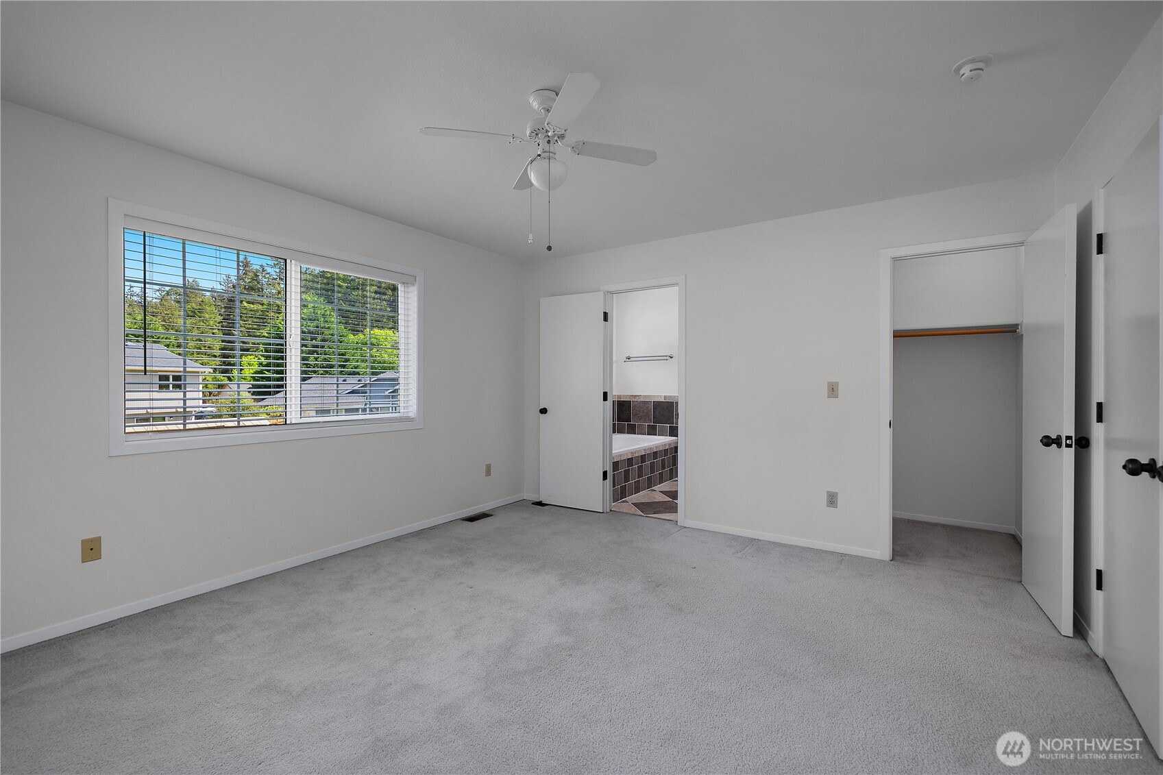 20711 1st Avenue Property Photo 24