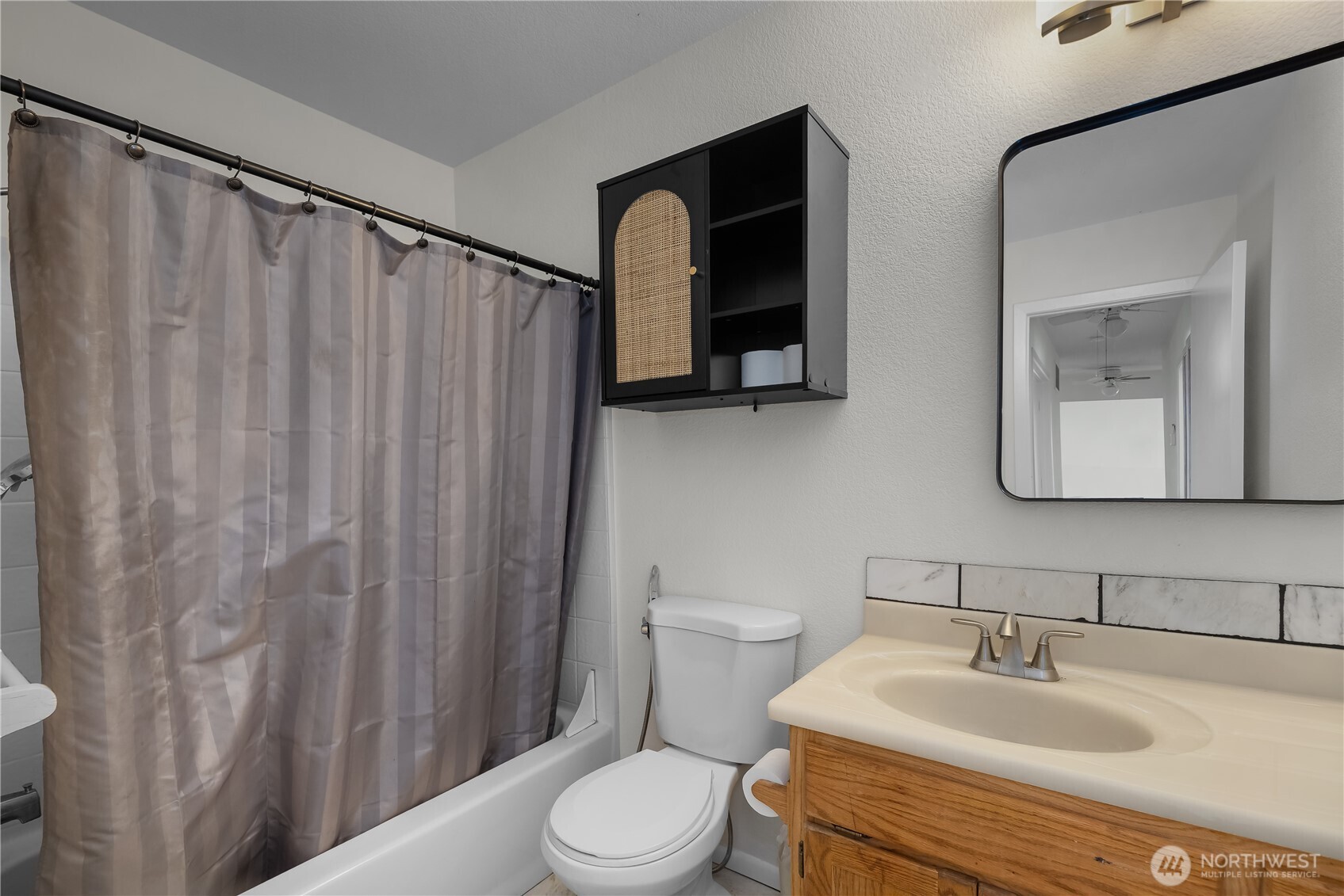 20711 1st Avenue Property Photo 29
