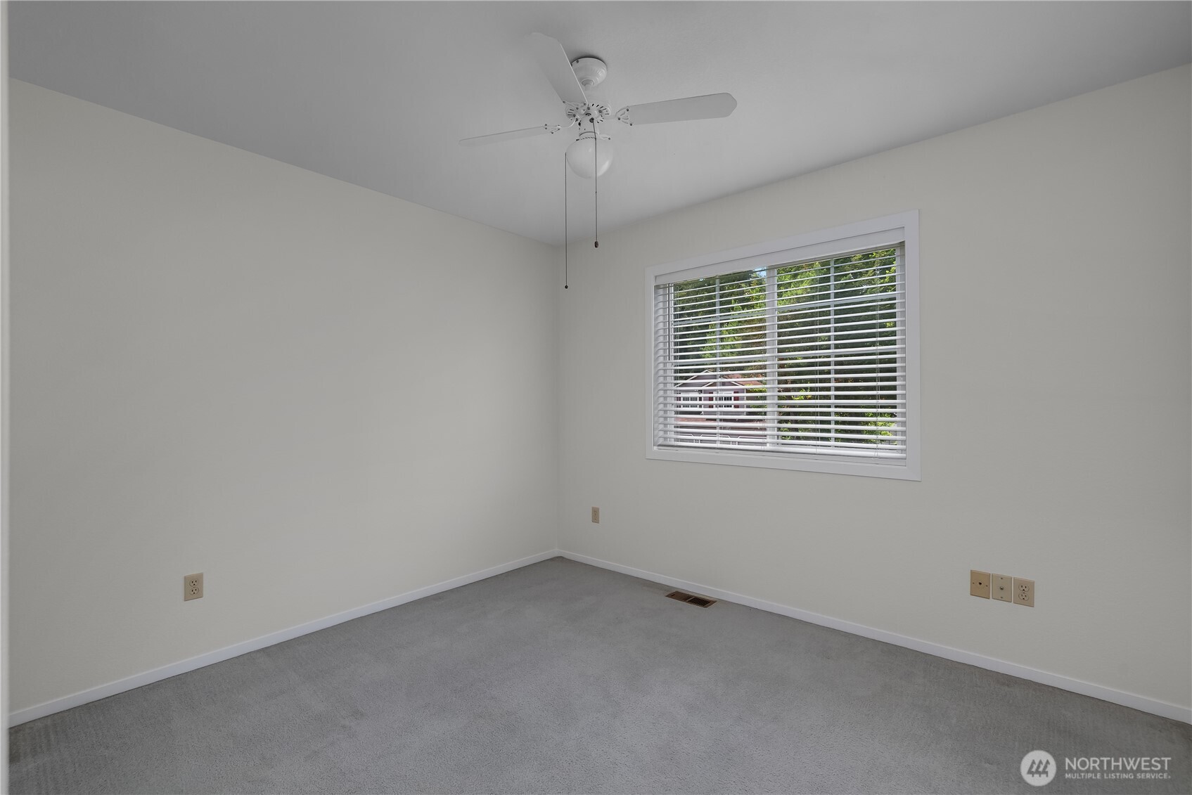 20711 1st Avenue Property Photo 30