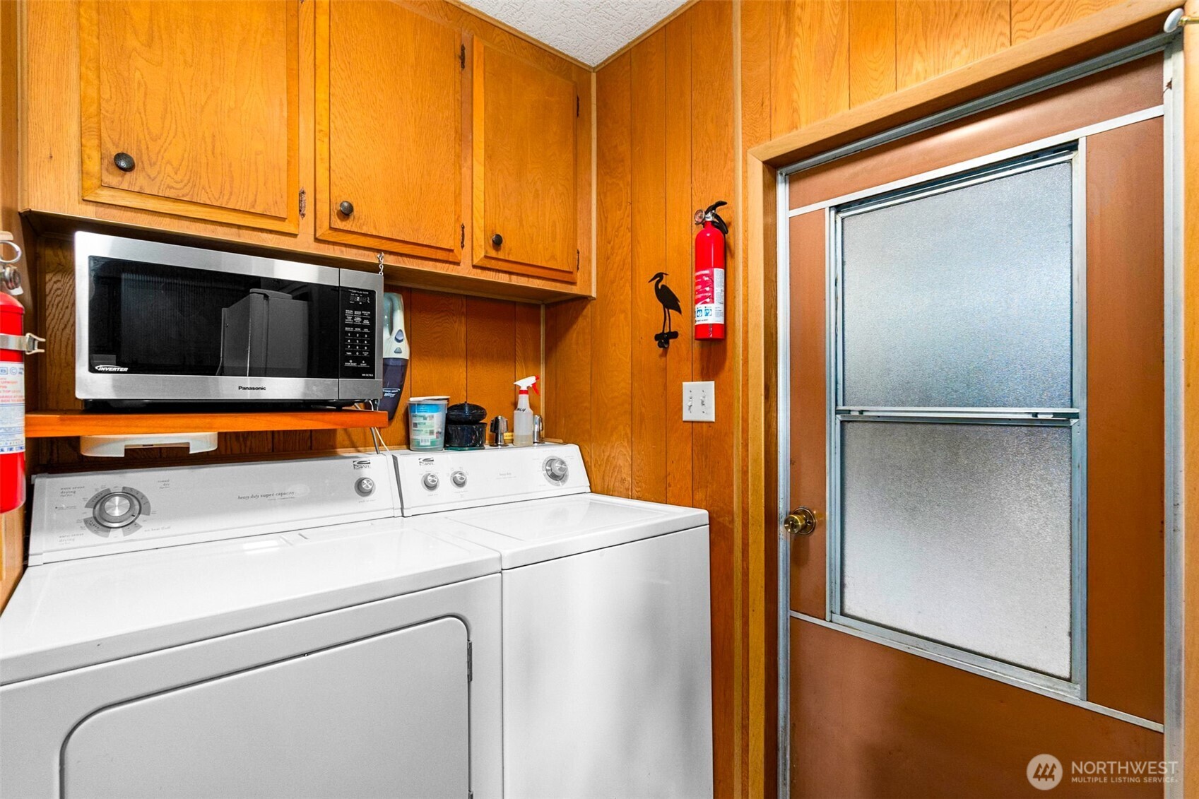 4736 Cooper Point Road Property Photo 28