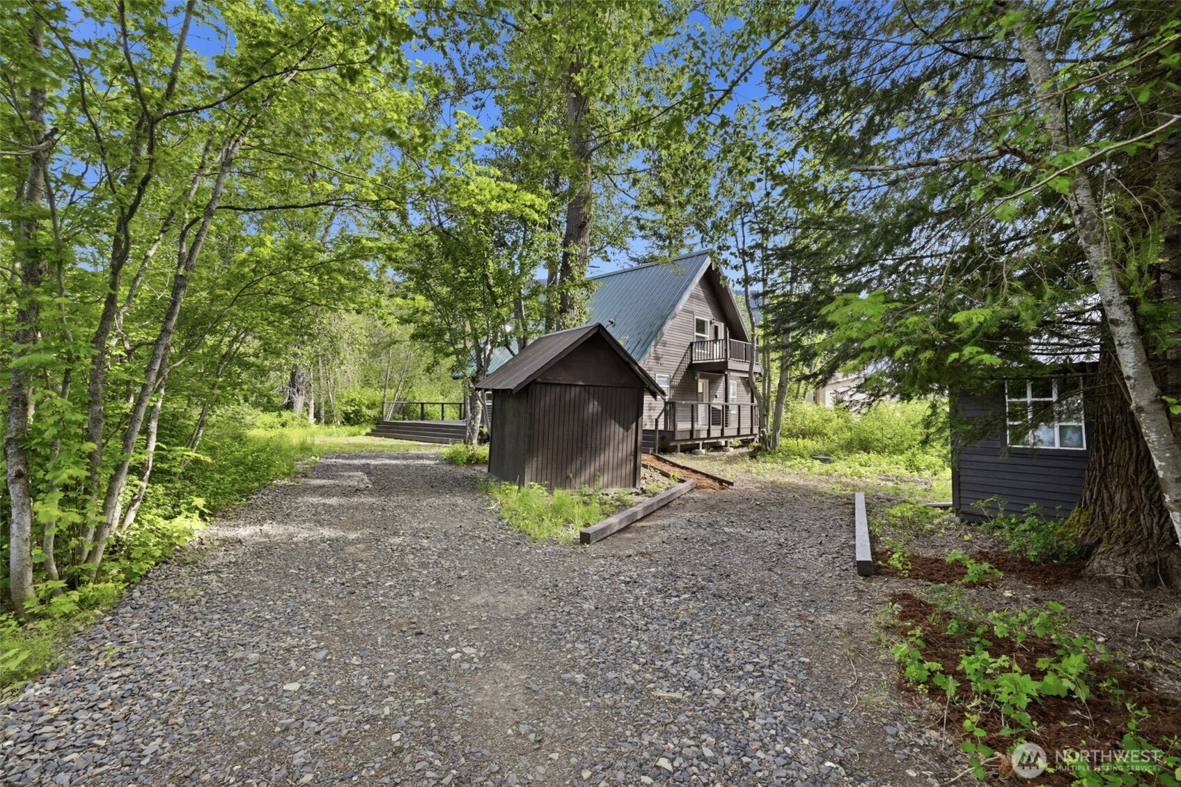 201 Pine Glen Drive Property Photo 21