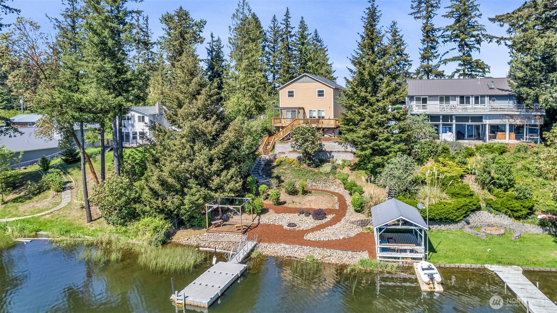 17127 Lakepoint Drive Property Photo 6