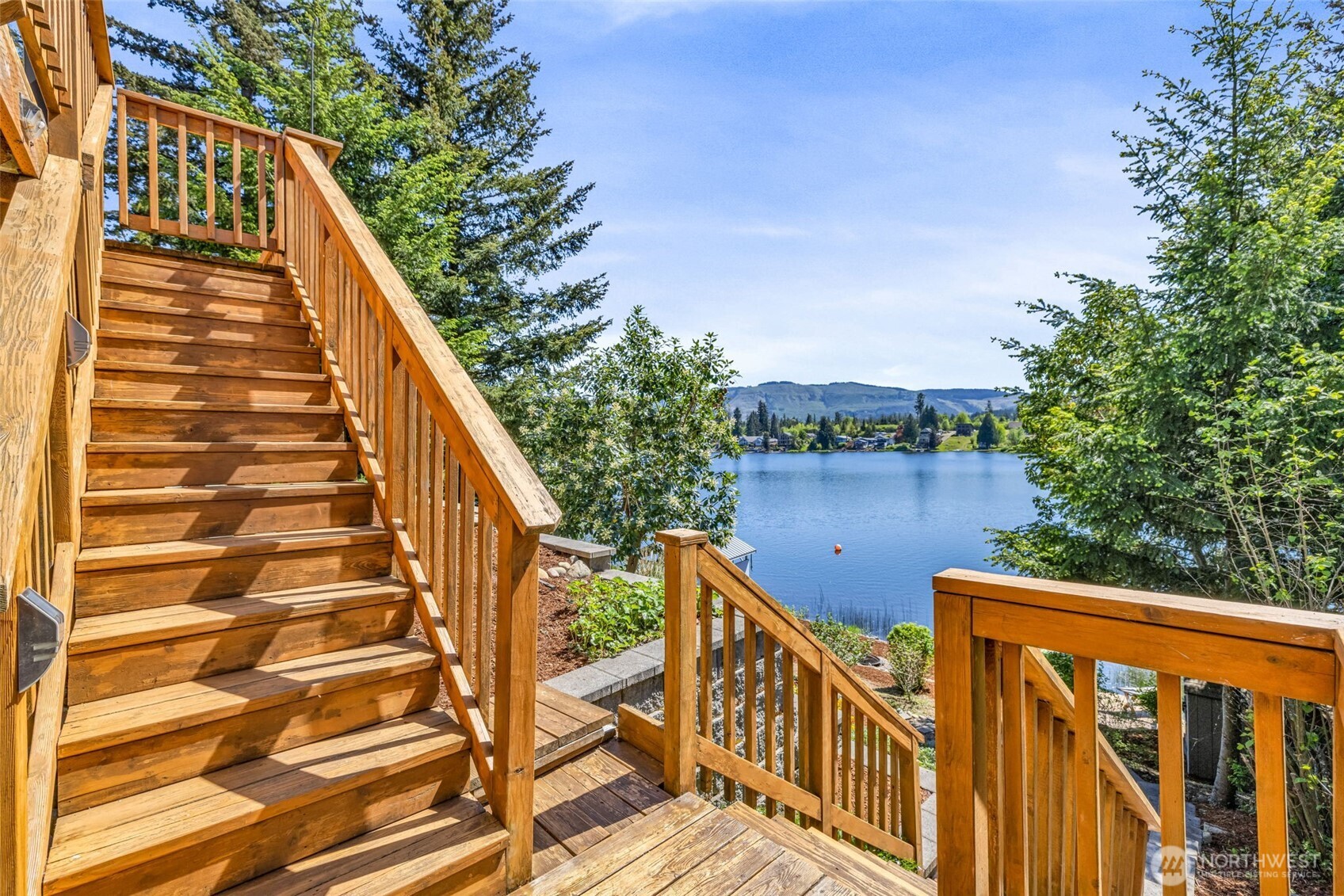 17127 Lakepoint Drive Property Photo 8