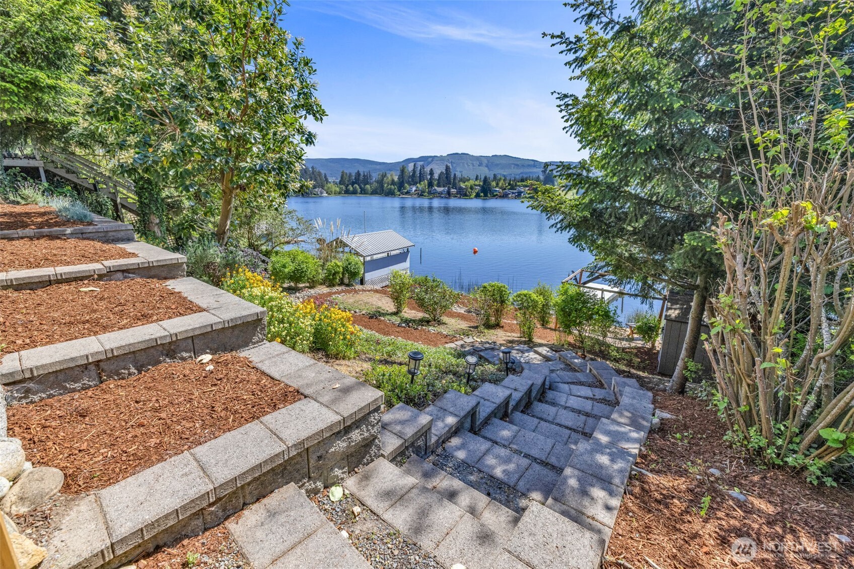 17127 Lakepoint Drive Property Photo 9