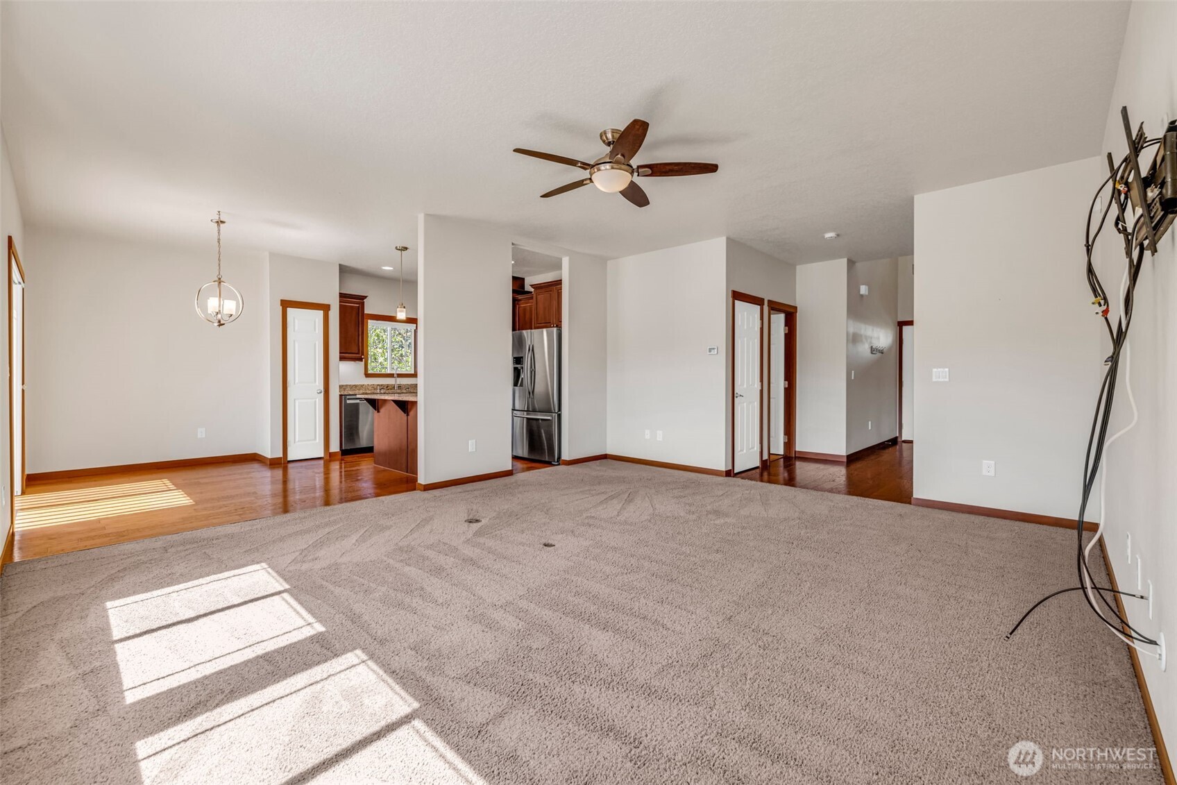 17127 Lakepoint Drive Property Photo 11