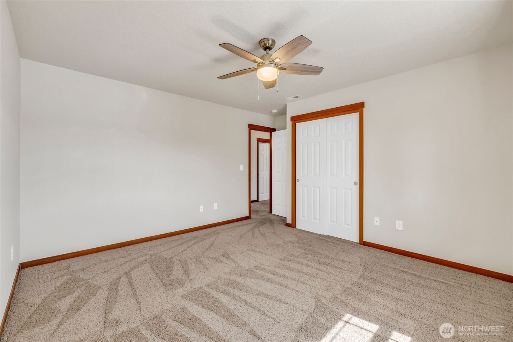 17127 Lakepoint Drive Property Photo 24
