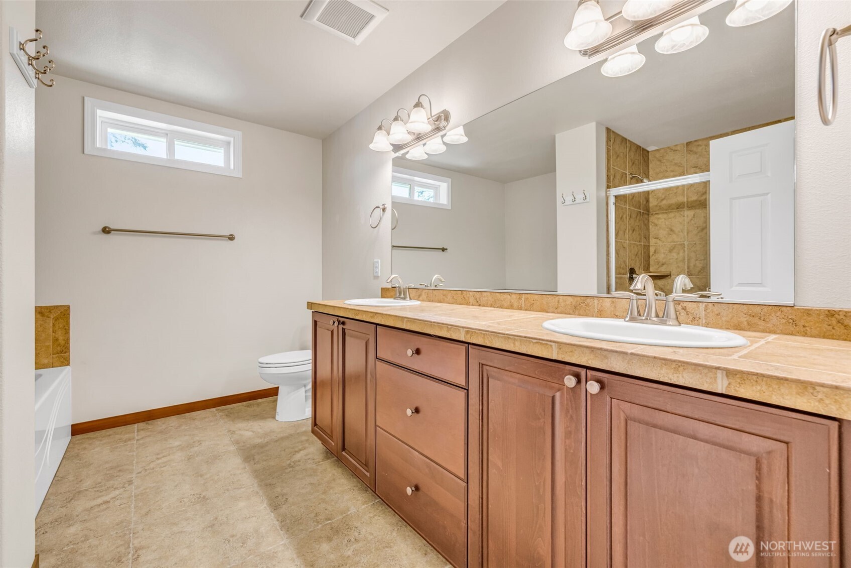 17127 Lakepoint Drive Property Photo 27