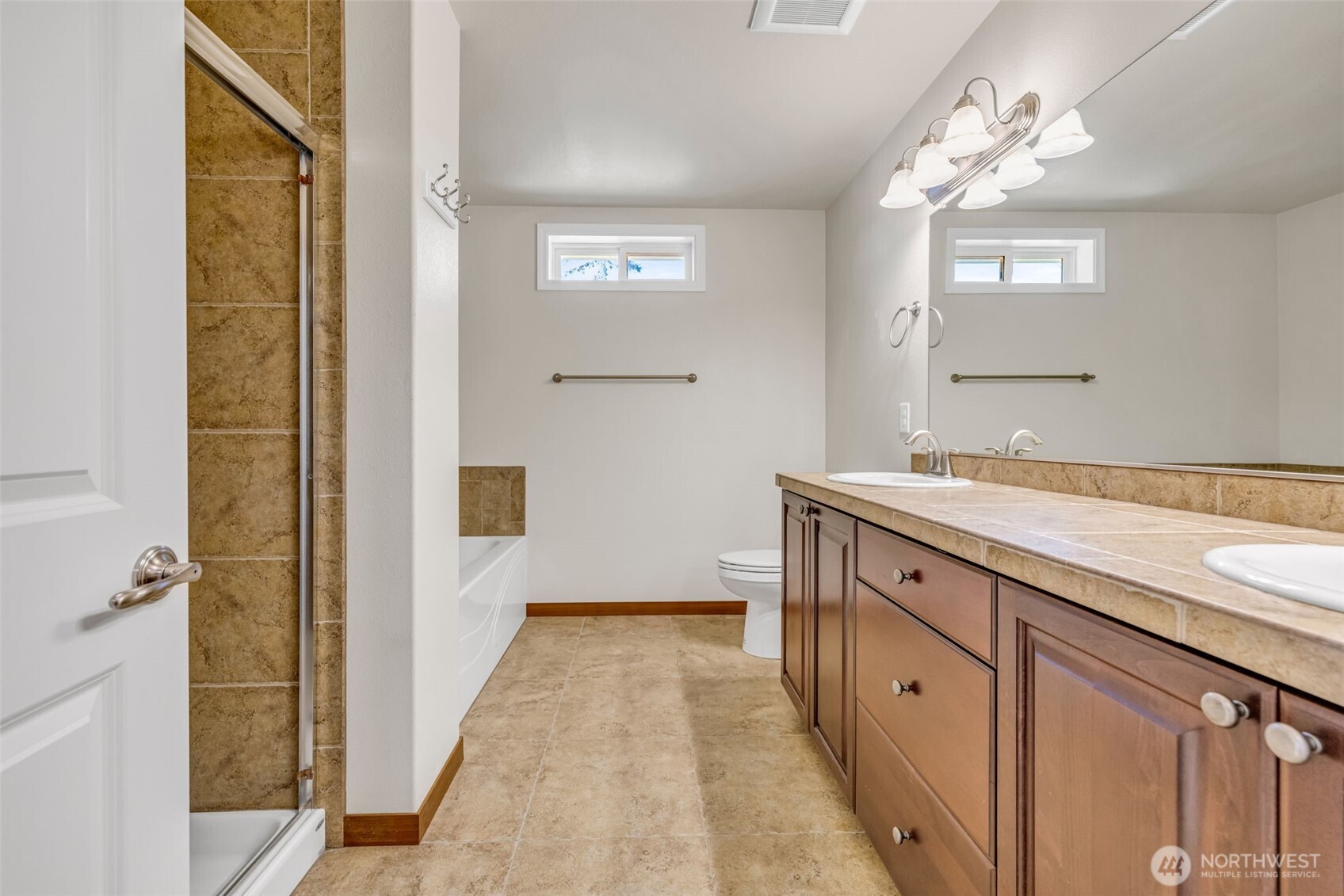 17127 Lakepoint Drive Property Photo 28