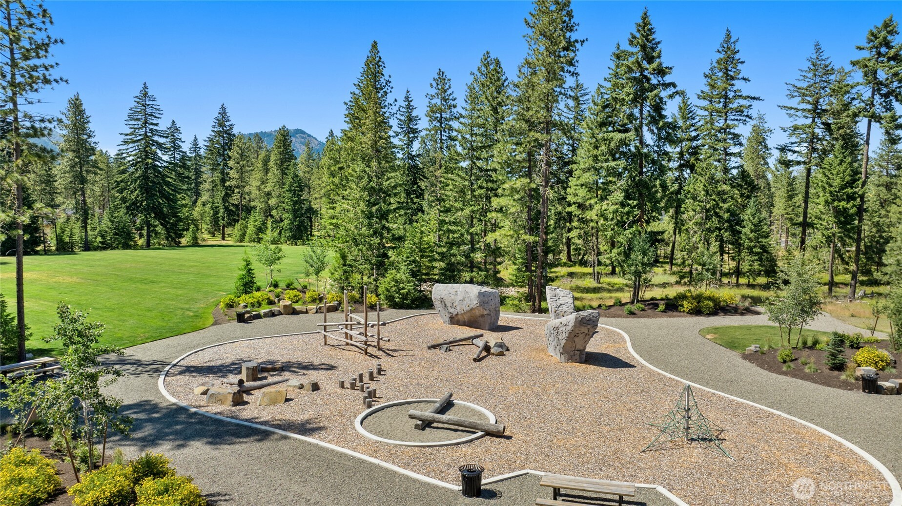 20 Domerie Park Loop Property Photo 27