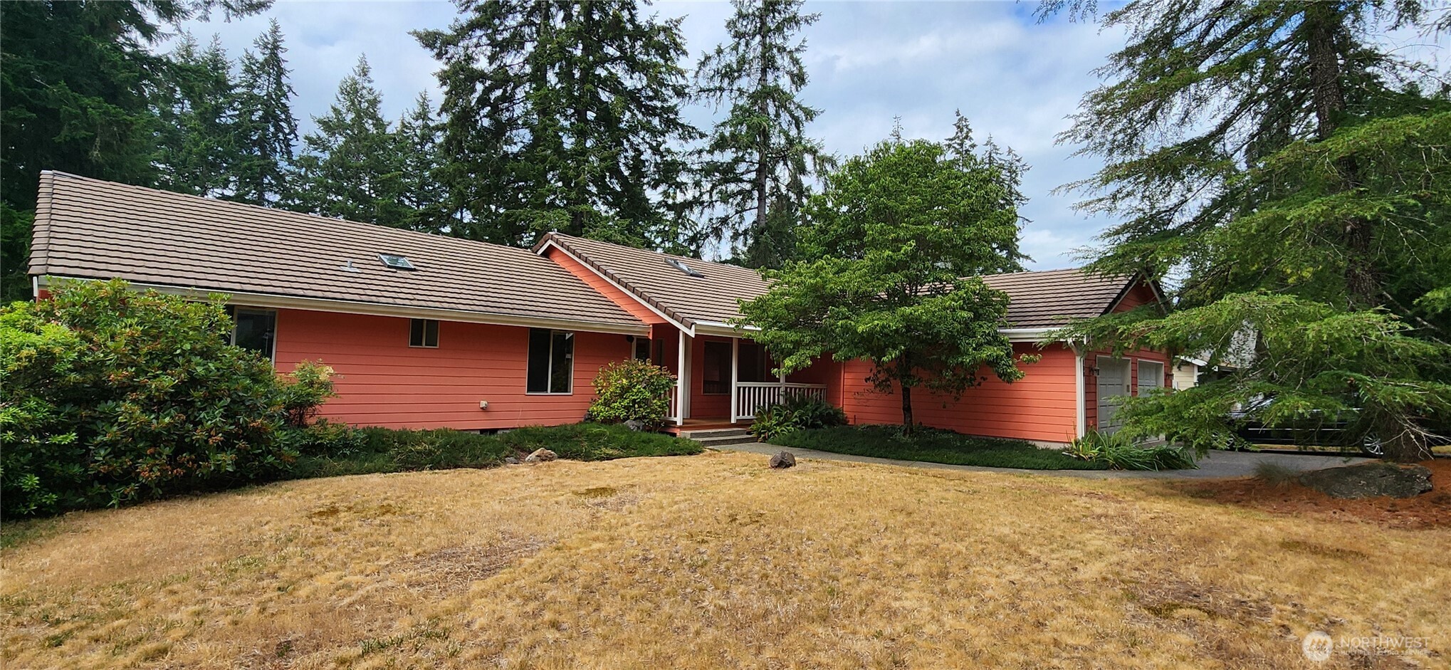 130 E Lakeland Way Property Photo 1