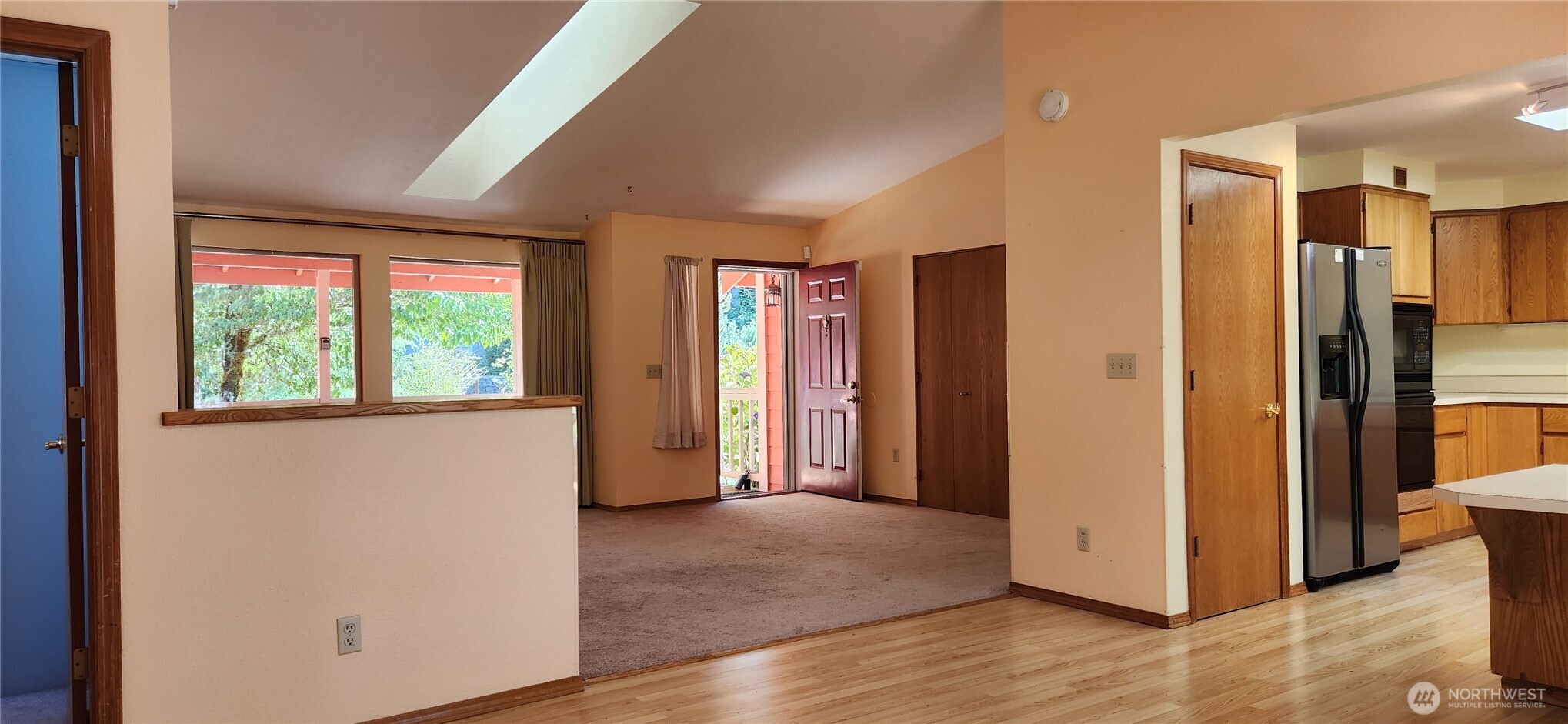 130 E Lakeland Way Property Photo 8