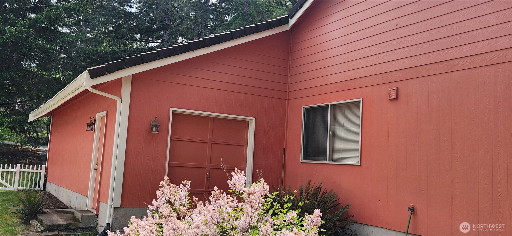 130 E Lakeland Way Property Photo 22
