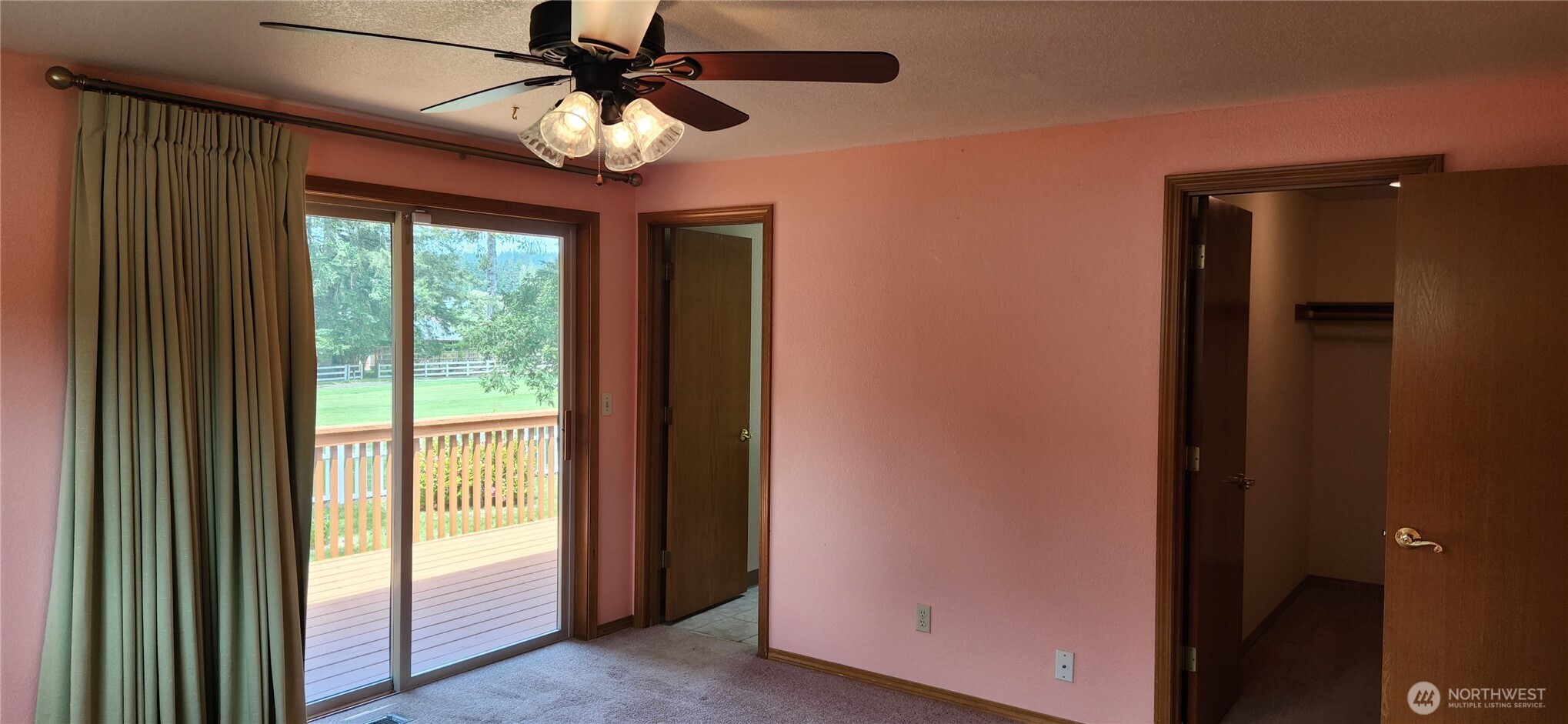 130 E Lakeland Way Property Photo 27