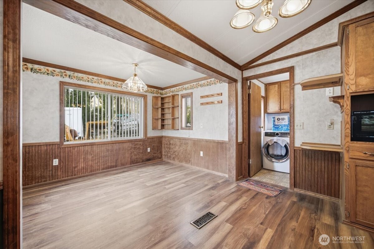 70301 S 2410 Prse Property Photo 9