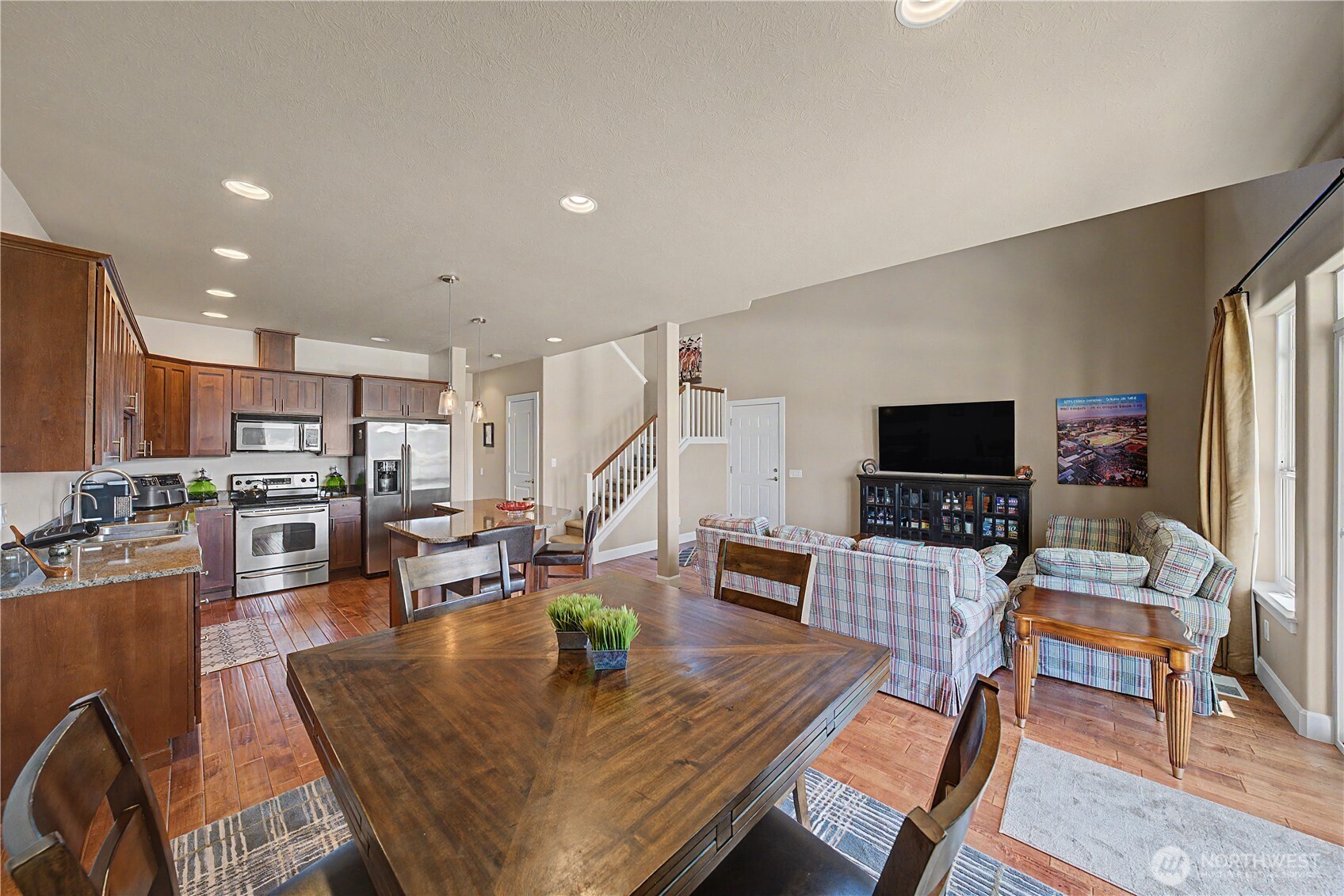 23518 Sunserra Loop A05 Property Photo 8