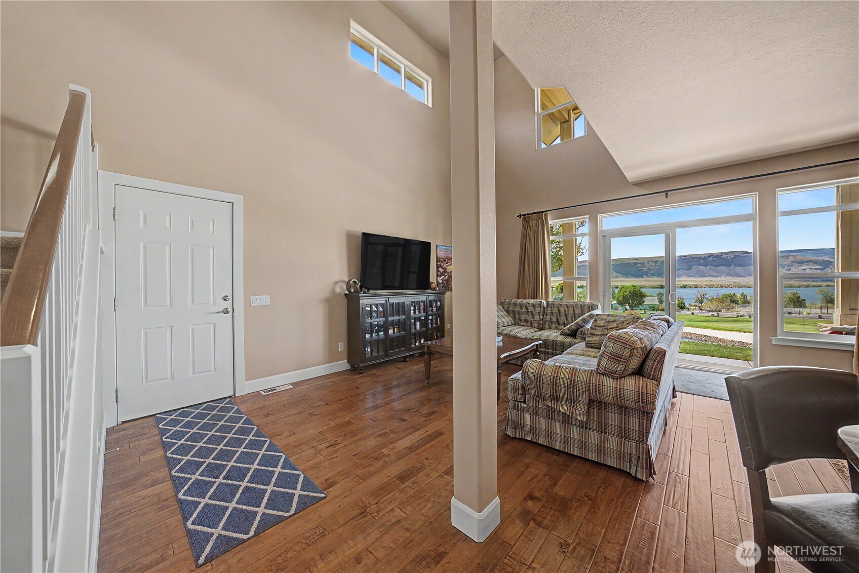 23518 Sunserra Loop A05 Property Photo 10