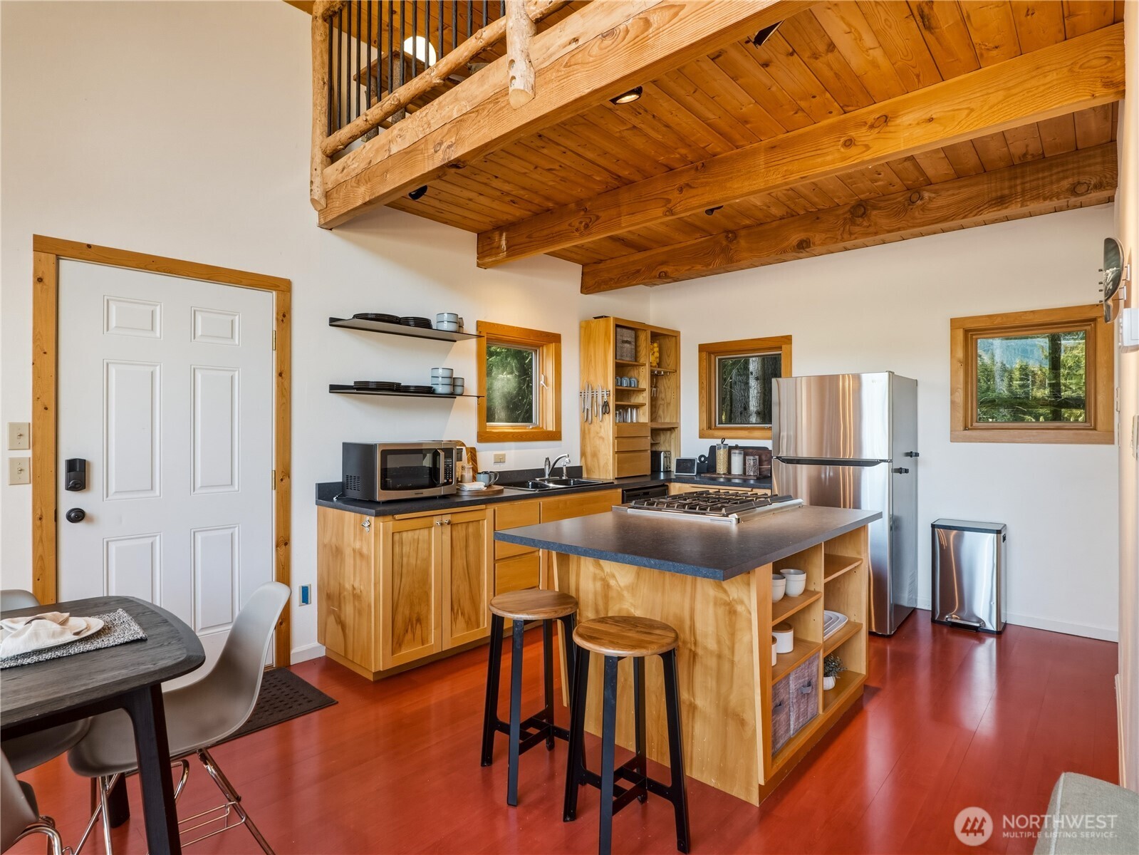 350 Rampart Drive Property Photo 6