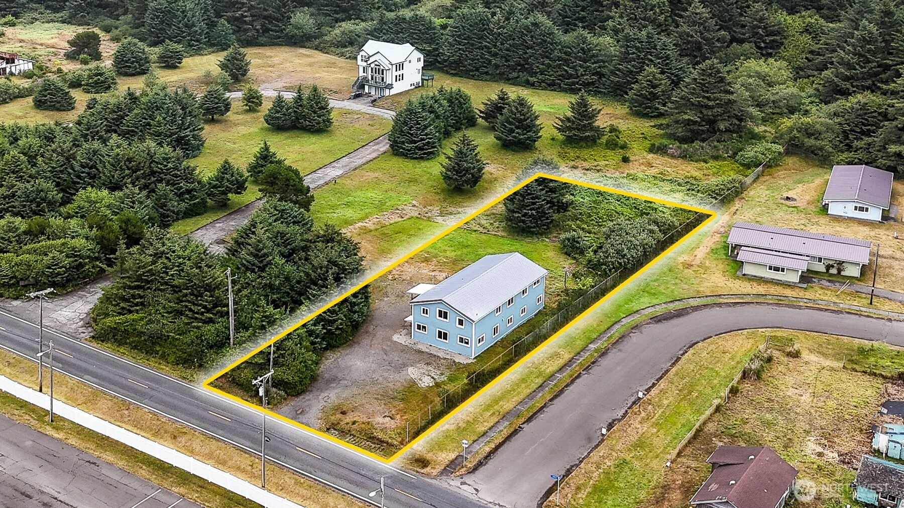 42 N First Street Property Photo 1