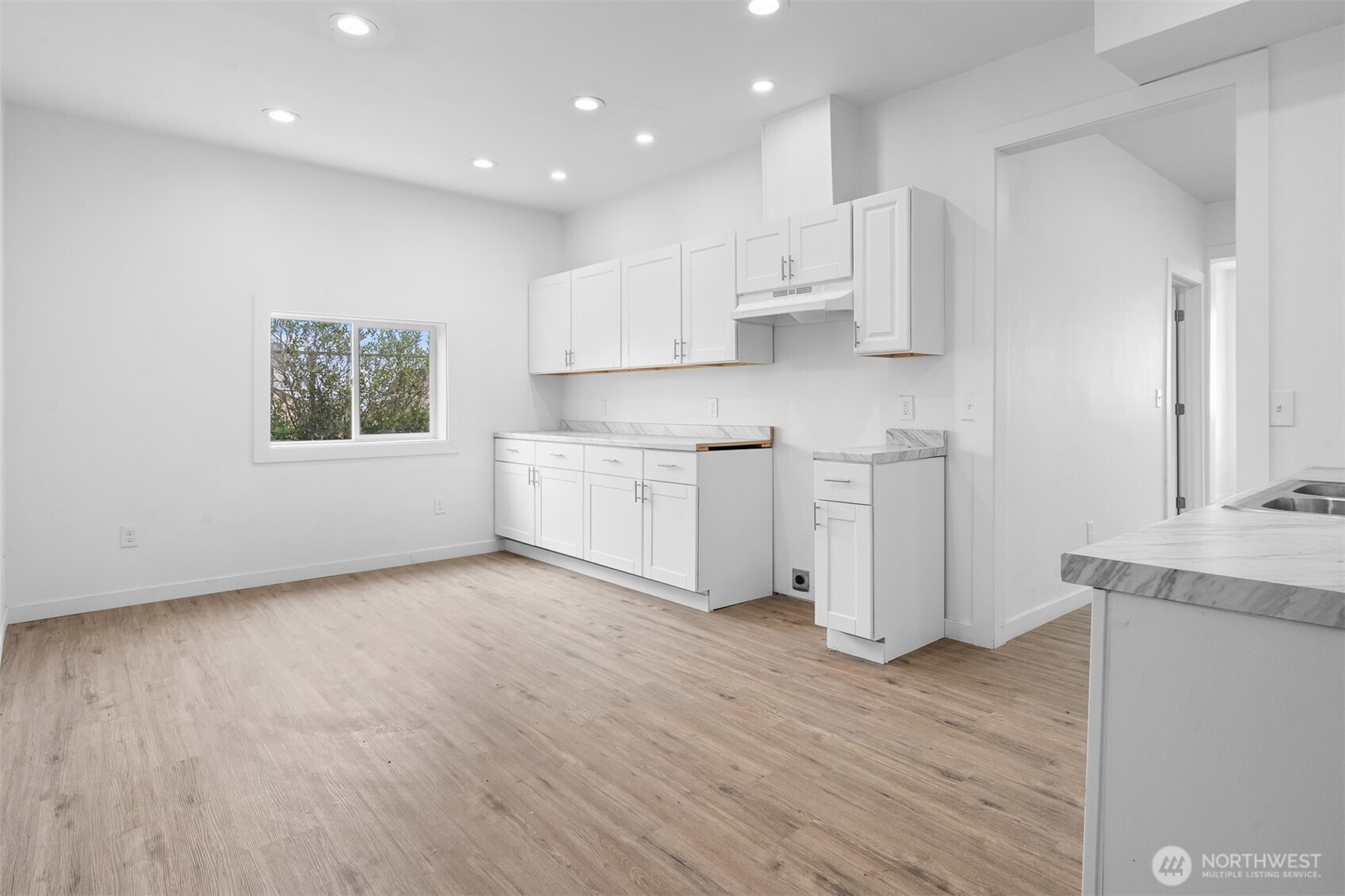 42 N First Street Property Photo 21