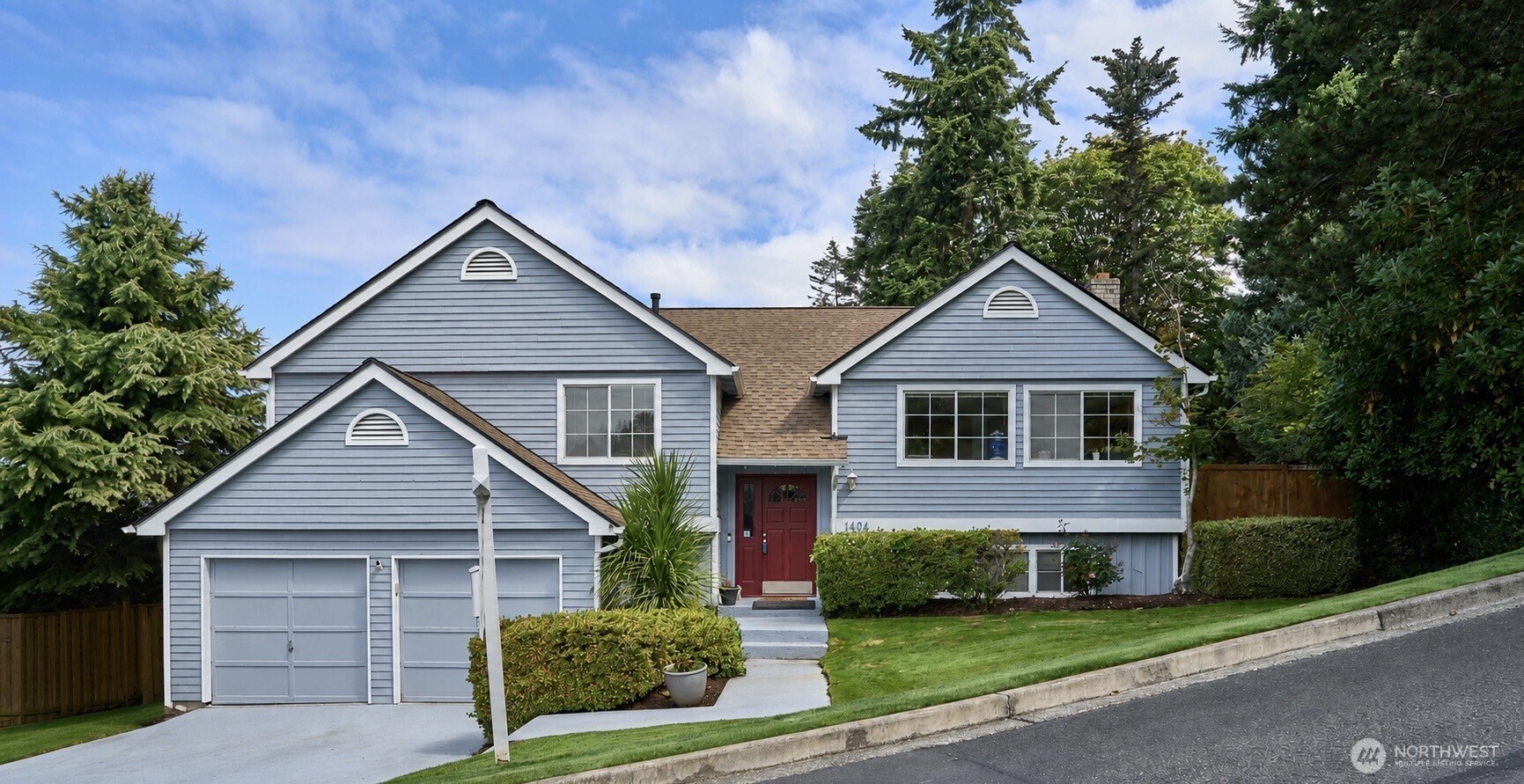 1404 S 290th Place Property Photo 1