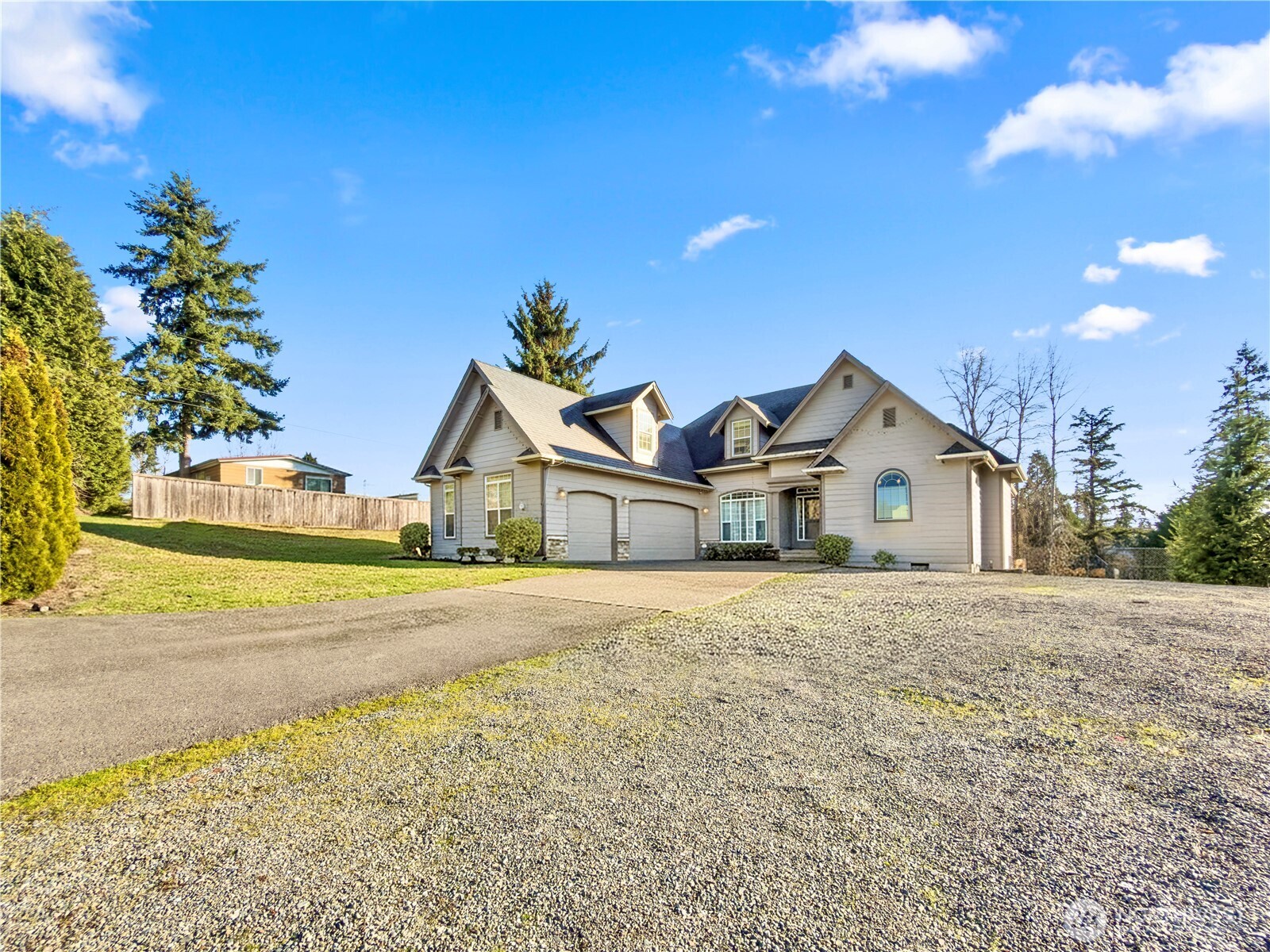 6712 94th Street Property Photo 2