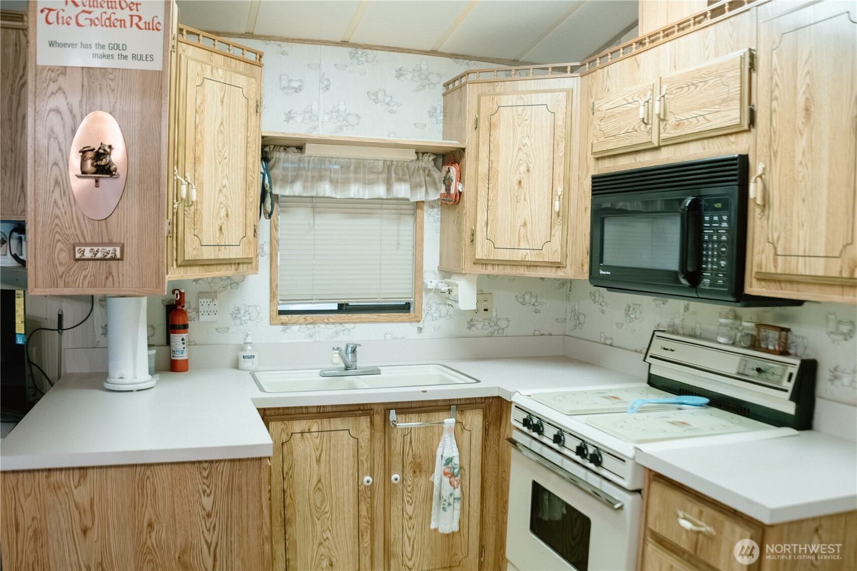 97 1 Goldrush Road Property Photo 6