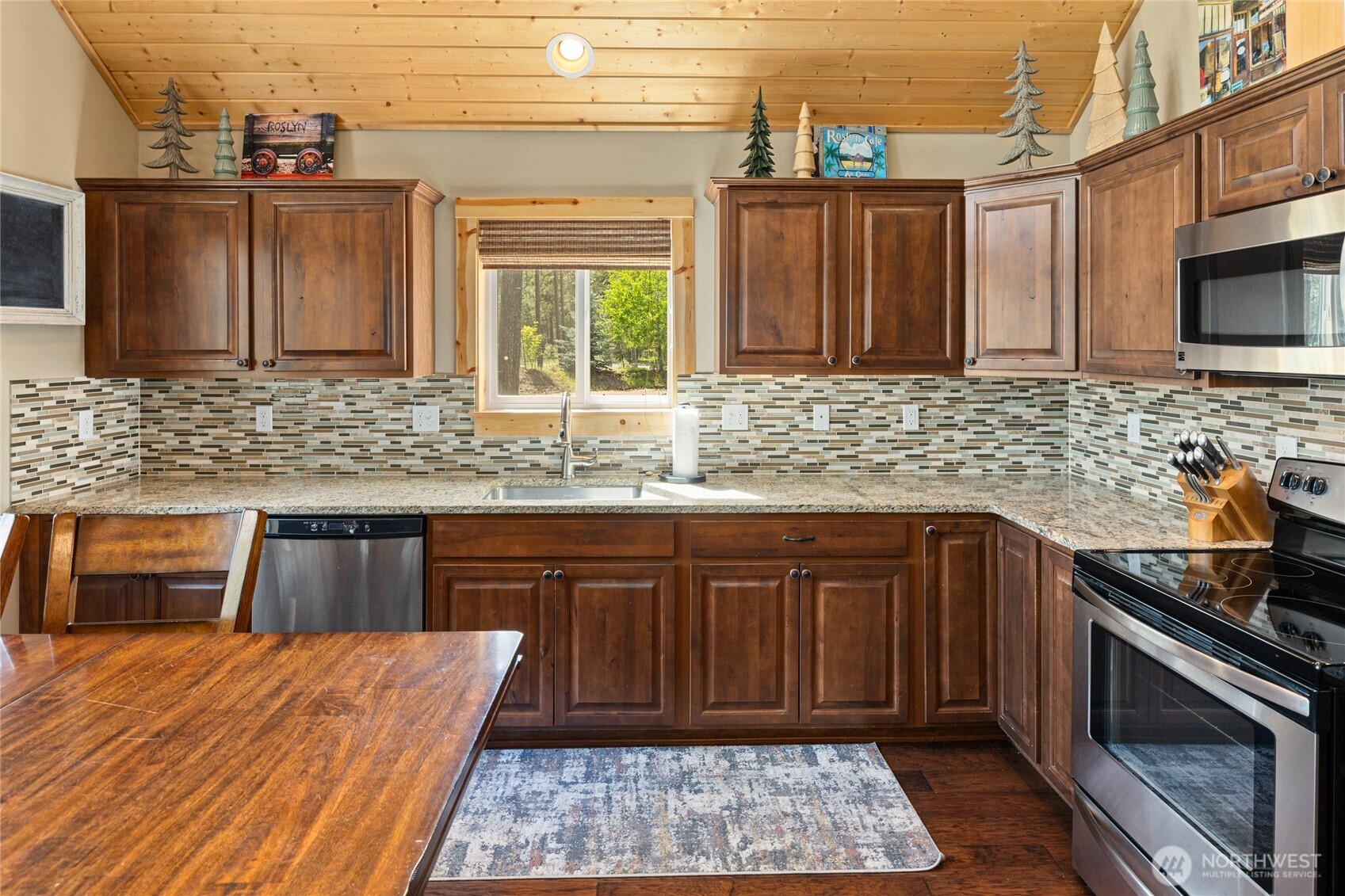 910 Bakers Road Property Photo 22
