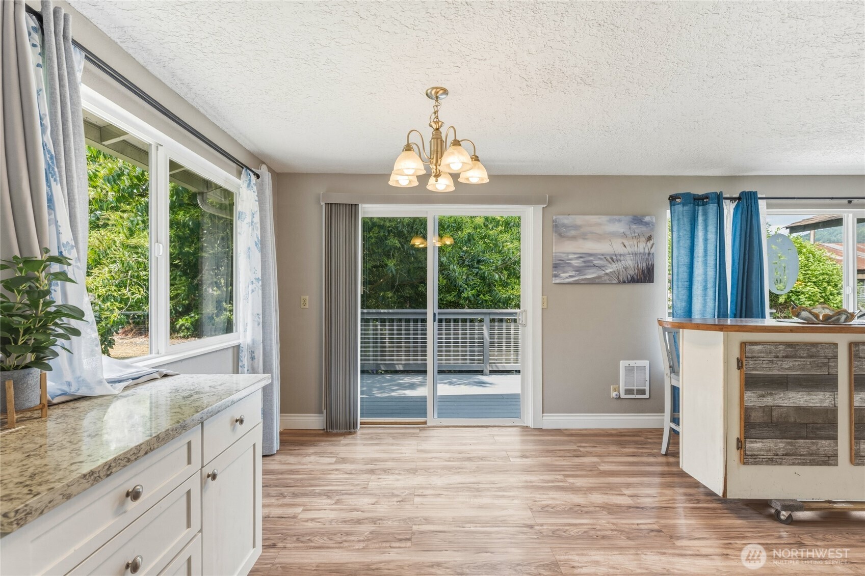 369 E Birnie Slough Road Property Photo 10