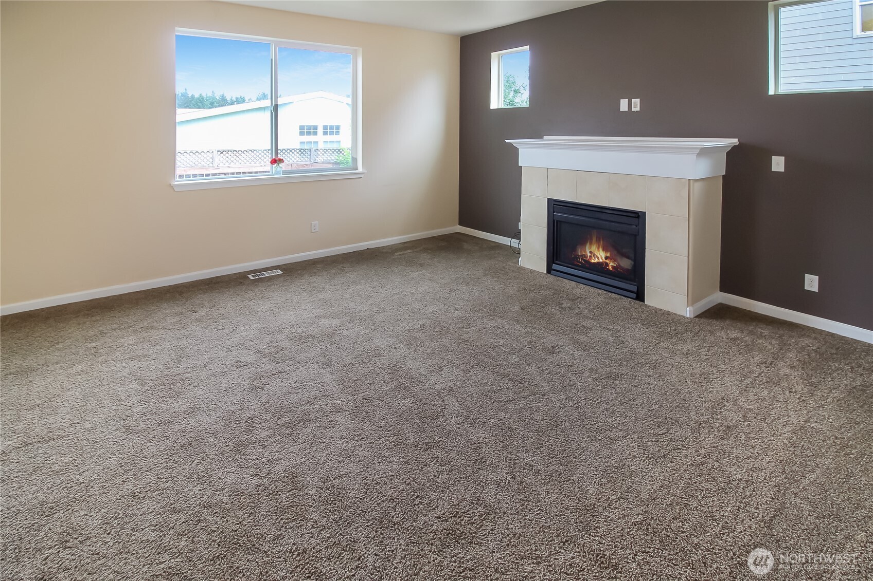 9815 198th Street Property Photo 8