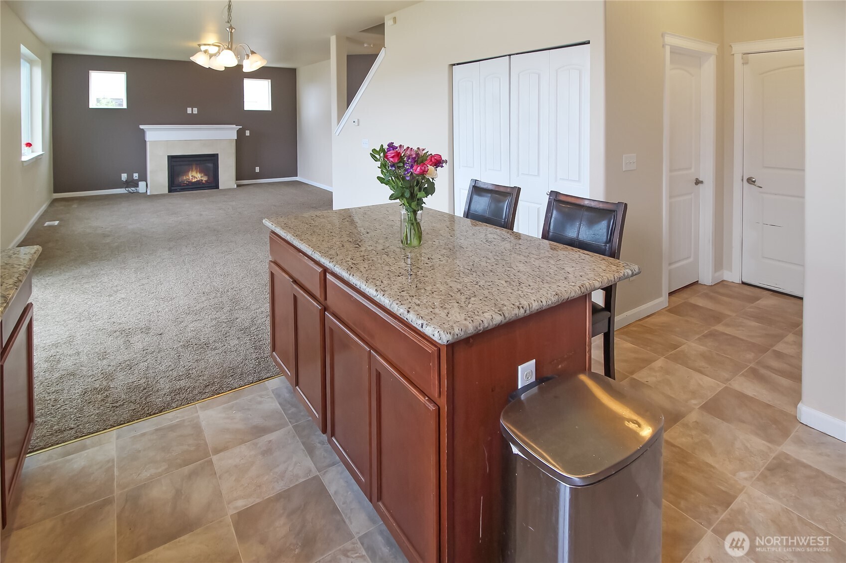 9815 198th Street Property Photo 11