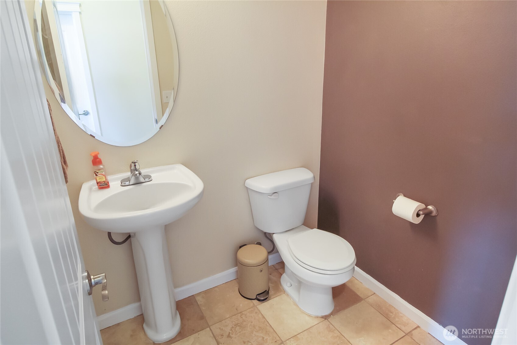9815 198th Street Property Photo 13
