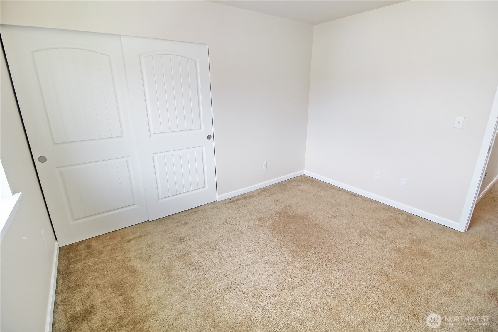 9815 198th Street Property Photo 22