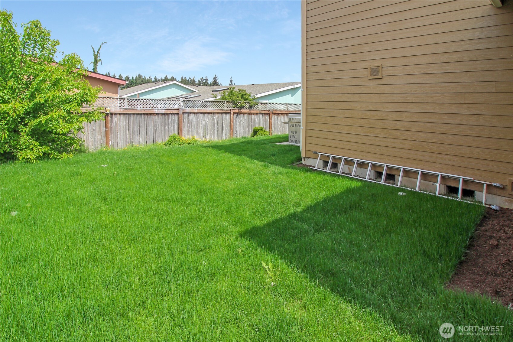 9815 198th Street Property Photo 27
