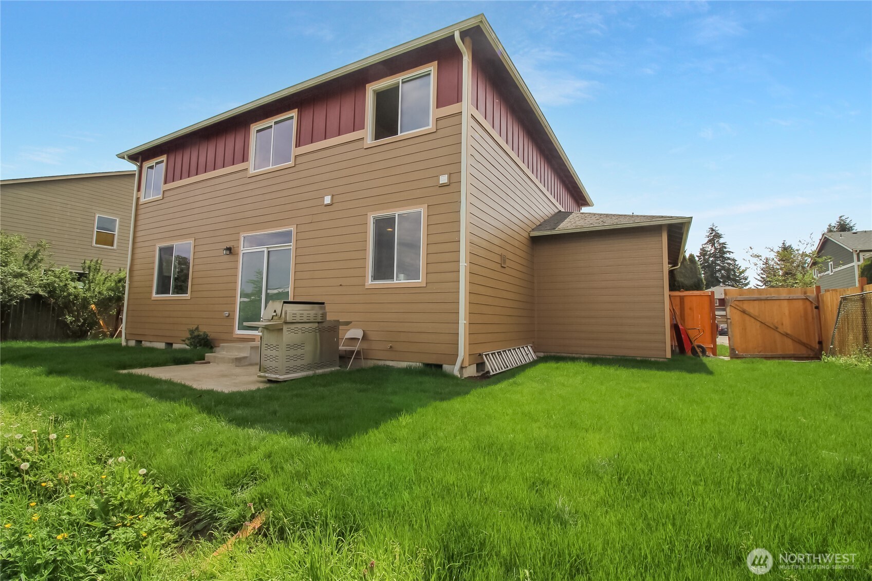 9815 198th Street Property Photo 28