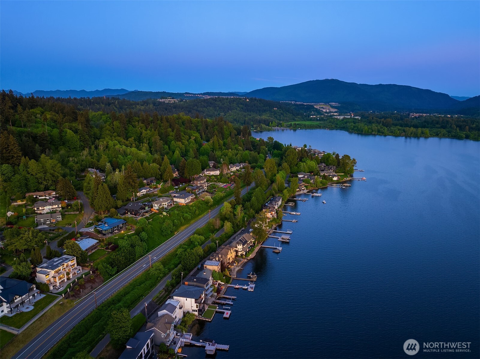 3921 202nd Place Property Photo 32