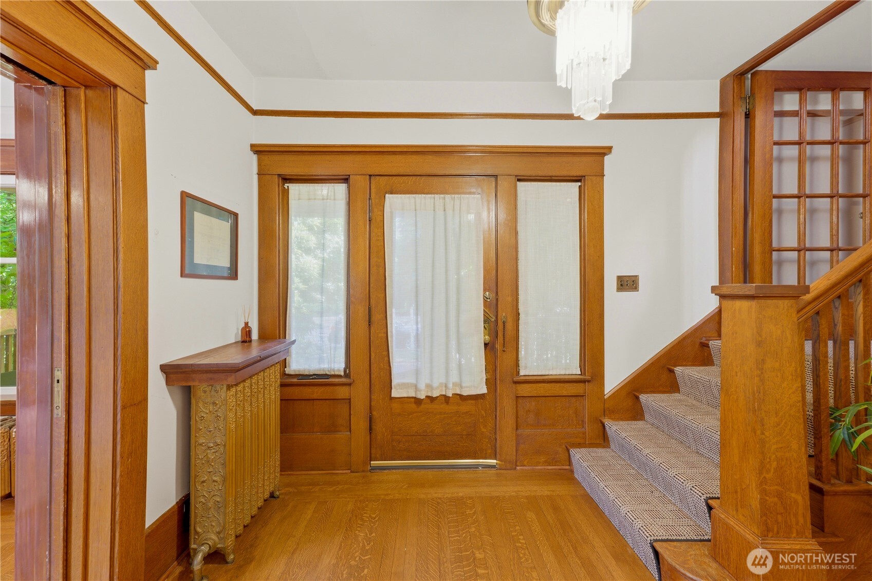 407 N J Street Property Photo 5