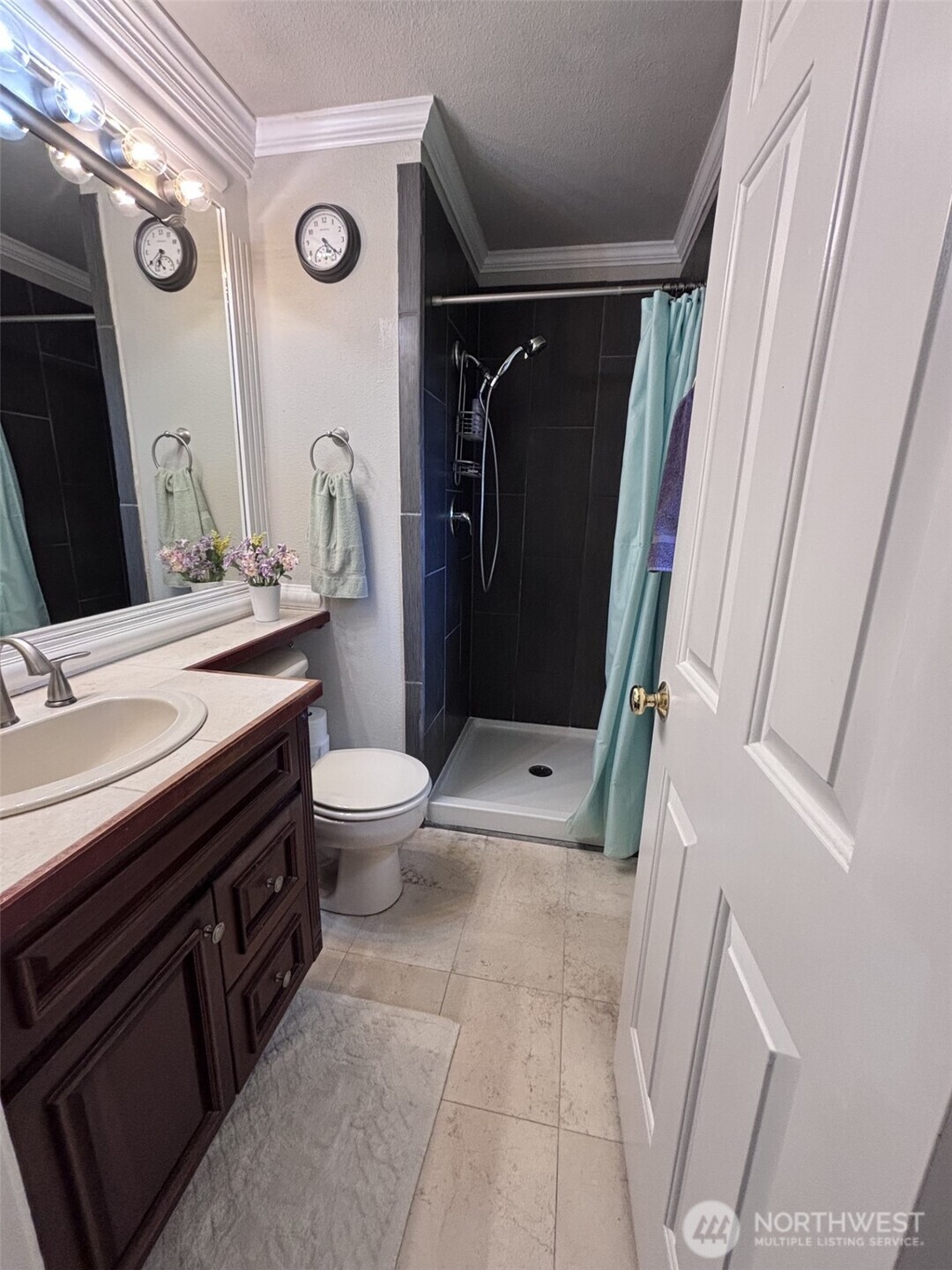12531 48th Drive Property Photo 10